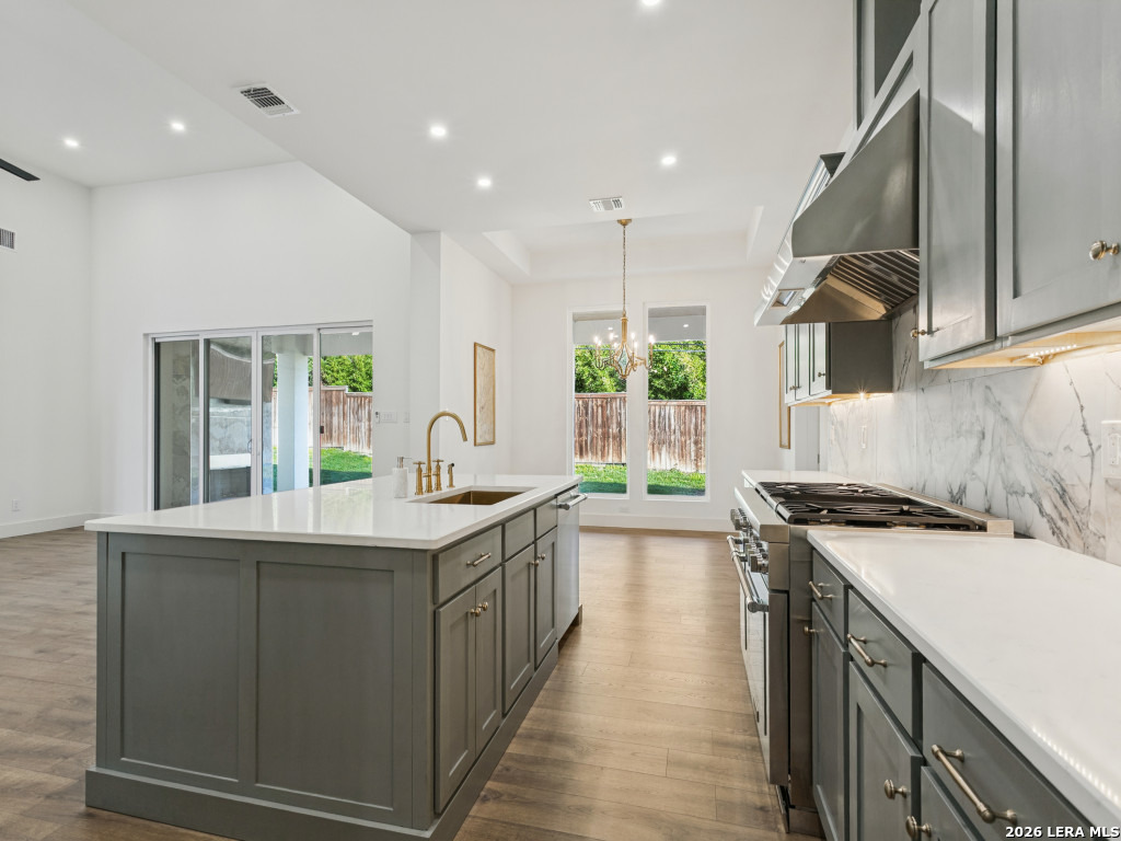 1101 GARRATY RD, Terrell Hills, TX 78209