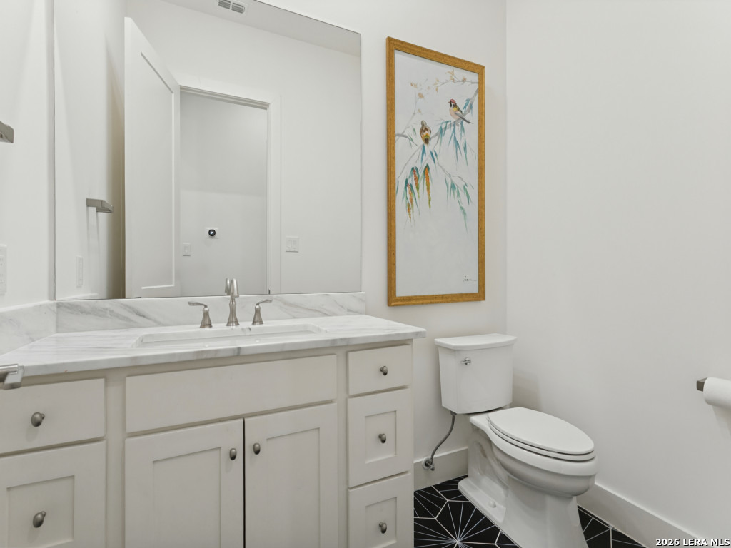 1101 GARRATY RD, Terrell Hills, TX 78209