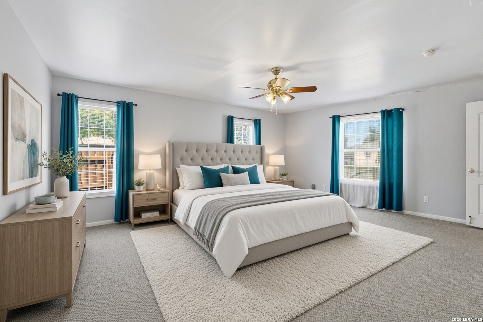 160 S KRUEGER AVE, New Braunfels, TX 78130