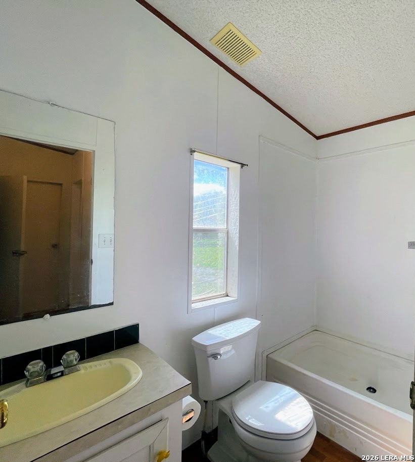 6000 SUNDANCE CIR, Mathis, TX 78368