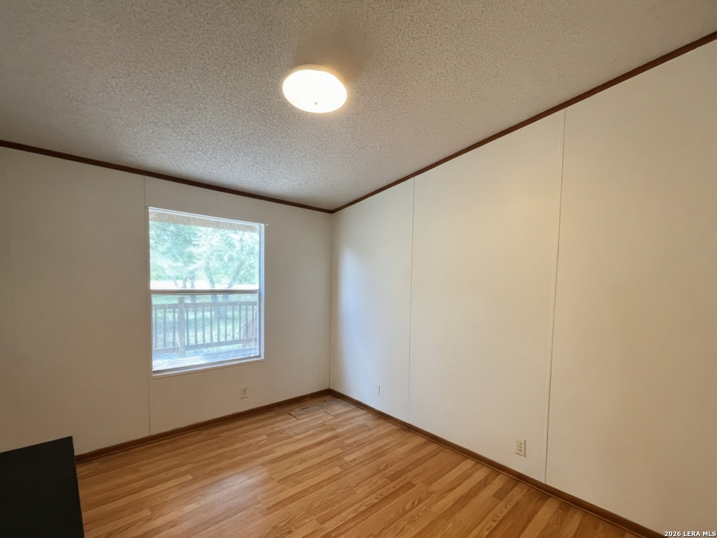 6000 SUNDANCE CIR, Mathis, TX 78368