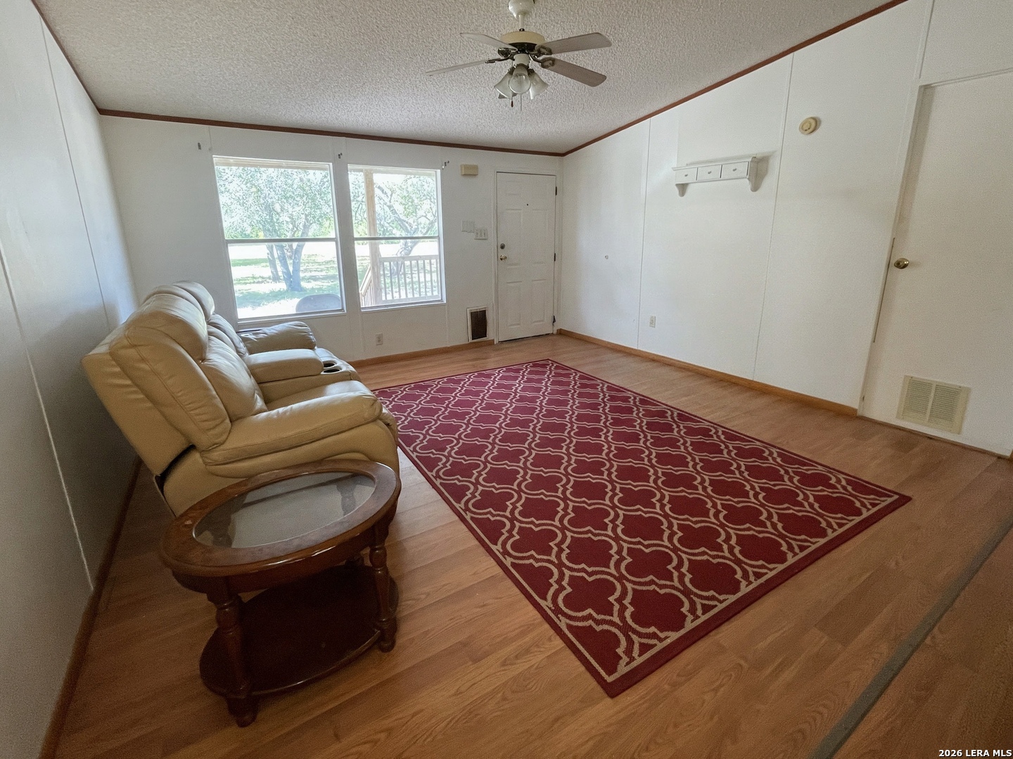 6000 SUNDANCE CIR, Mathis, TX 78368