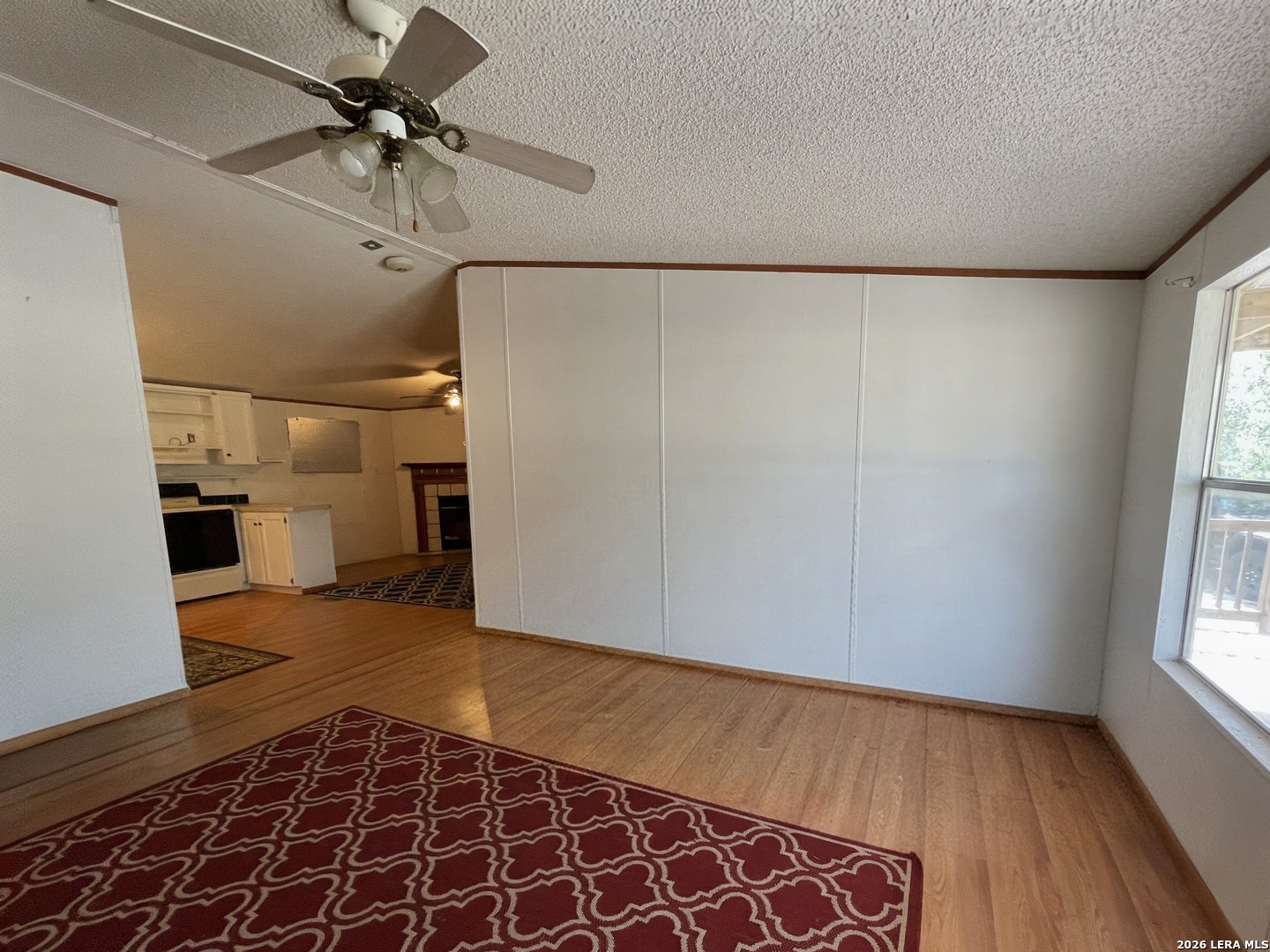 6000 SUNDANCE CIR, Mathis, TX 78368