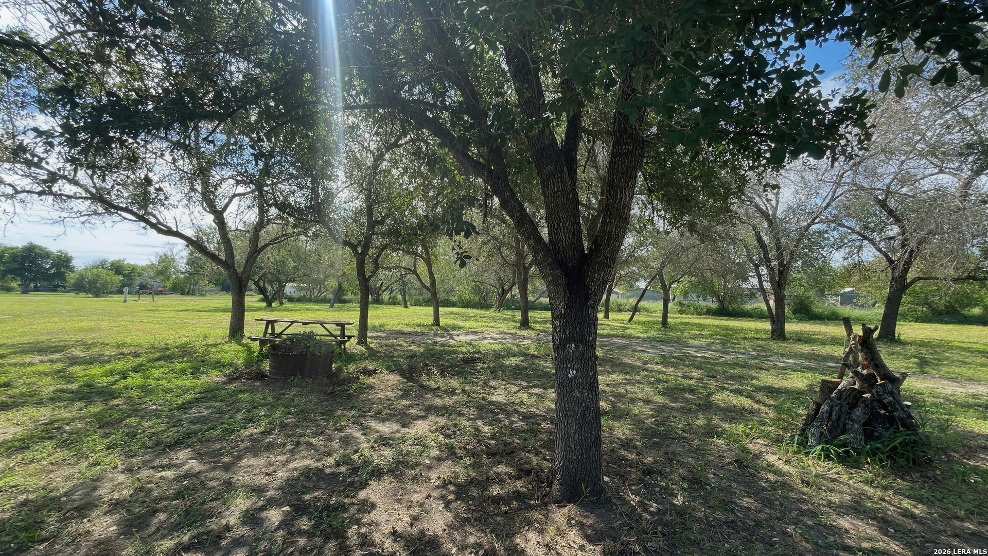6000 SUNDANCE CIR, Mathis, TX 78368