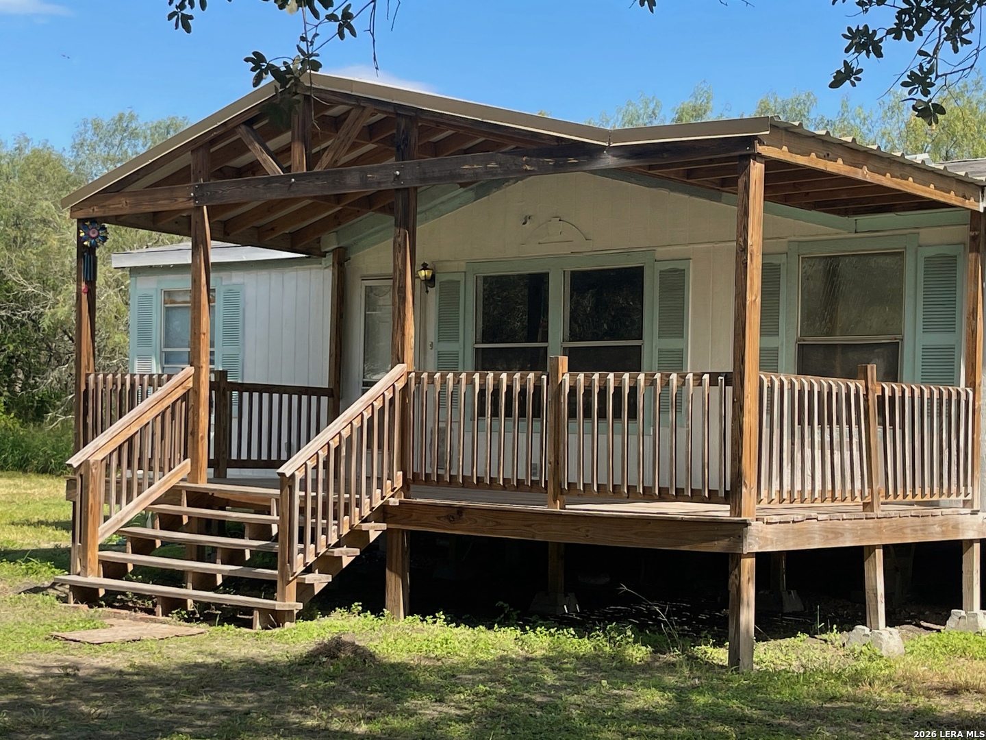 6000 SUNDANCE CIR, Mathis, TX 78368