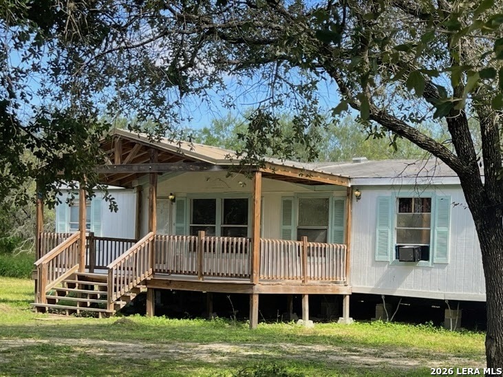 6000 SUNDANCE CIR, Mathis, TX 78368