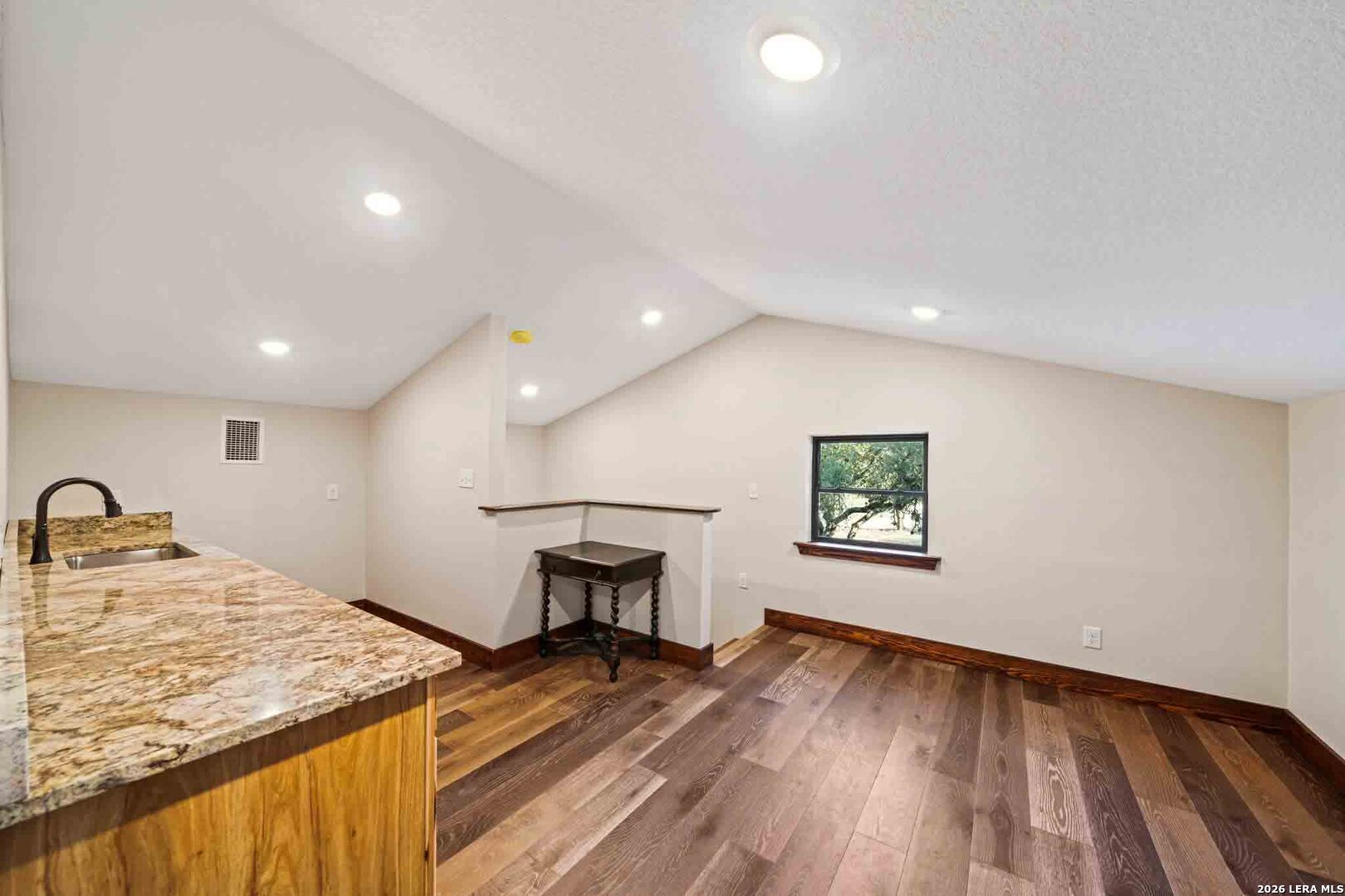 20788 HIGHWAY 41, Mountain Home, TX 78058