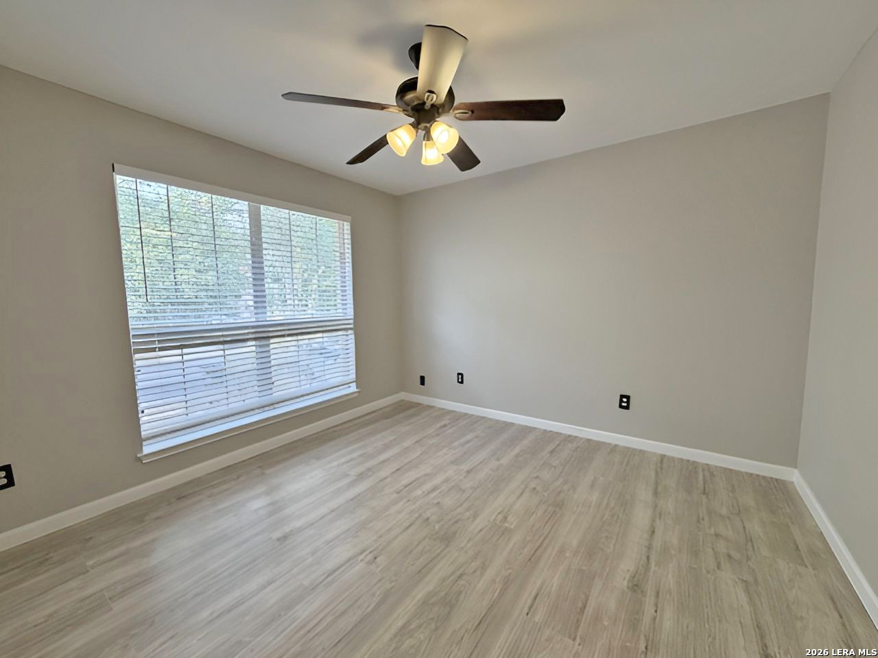 4122 Knollbluff, San Antonio, TX 78247