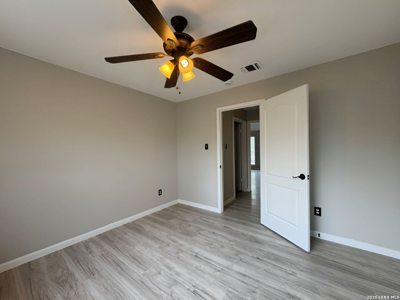 4122 Knollbluff, San Antonio, TX 78247