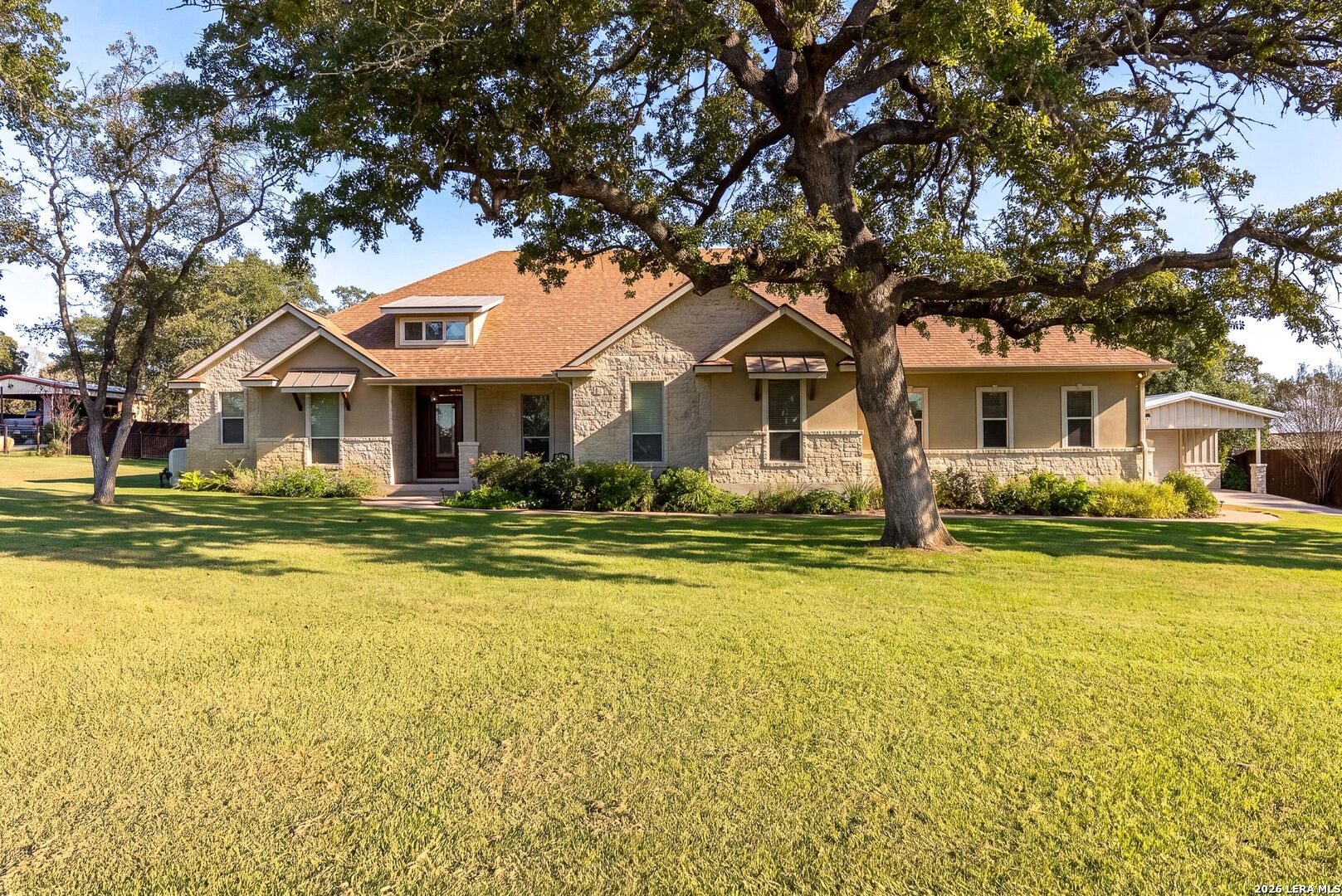 132 Circle Six Dr, La Vernia, TX 78121
