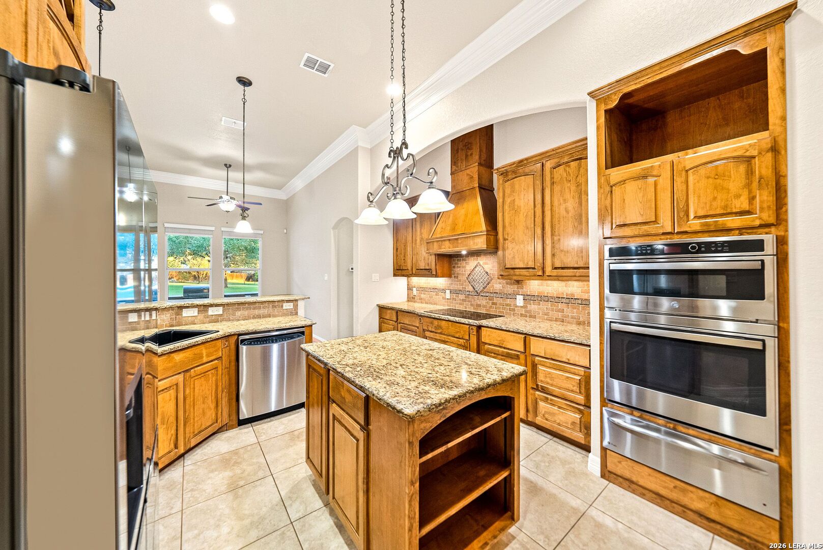 132 Circle Six Dr, La Vernia, TX 78121
