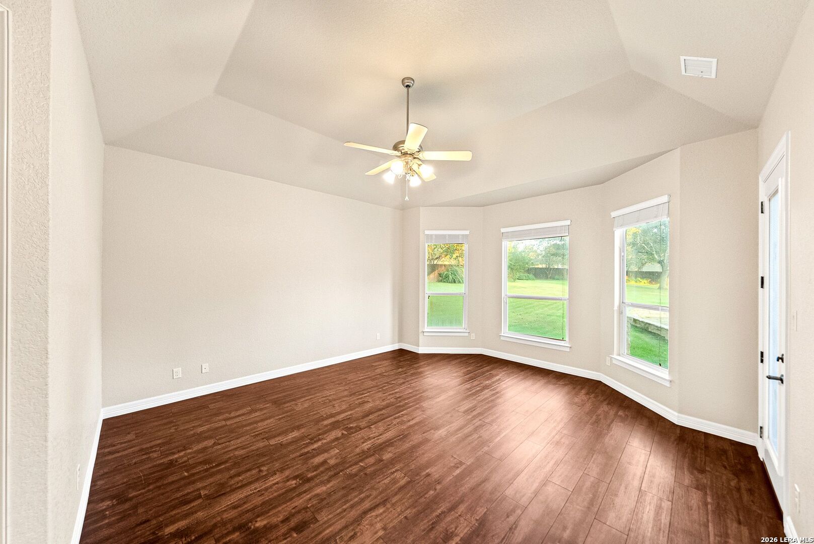 132 Circle Six Dr, La Vernia, TX 78121