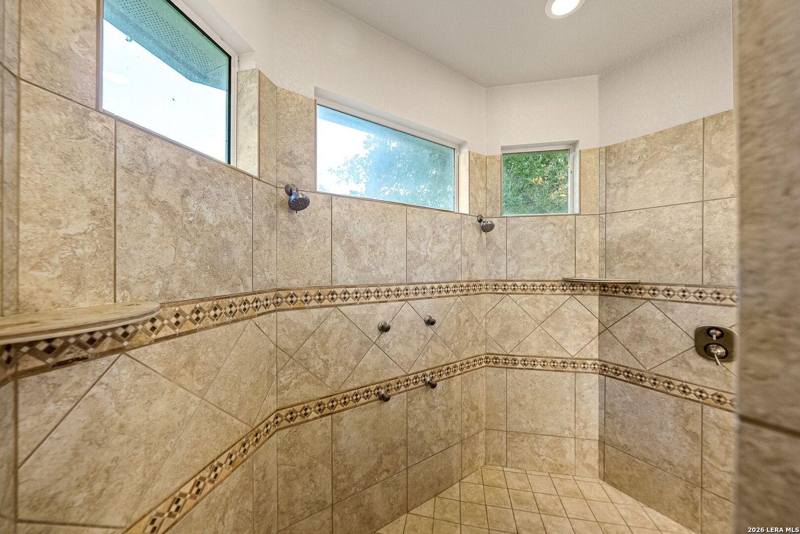 132 Circle Six Dr, La Vernia, TX 78121