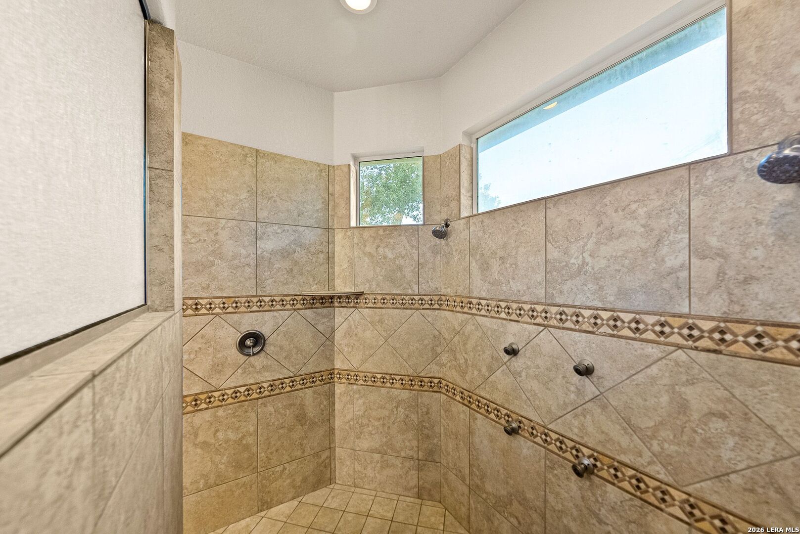 132 Circle Six Dr, La Vernia, TX 78121