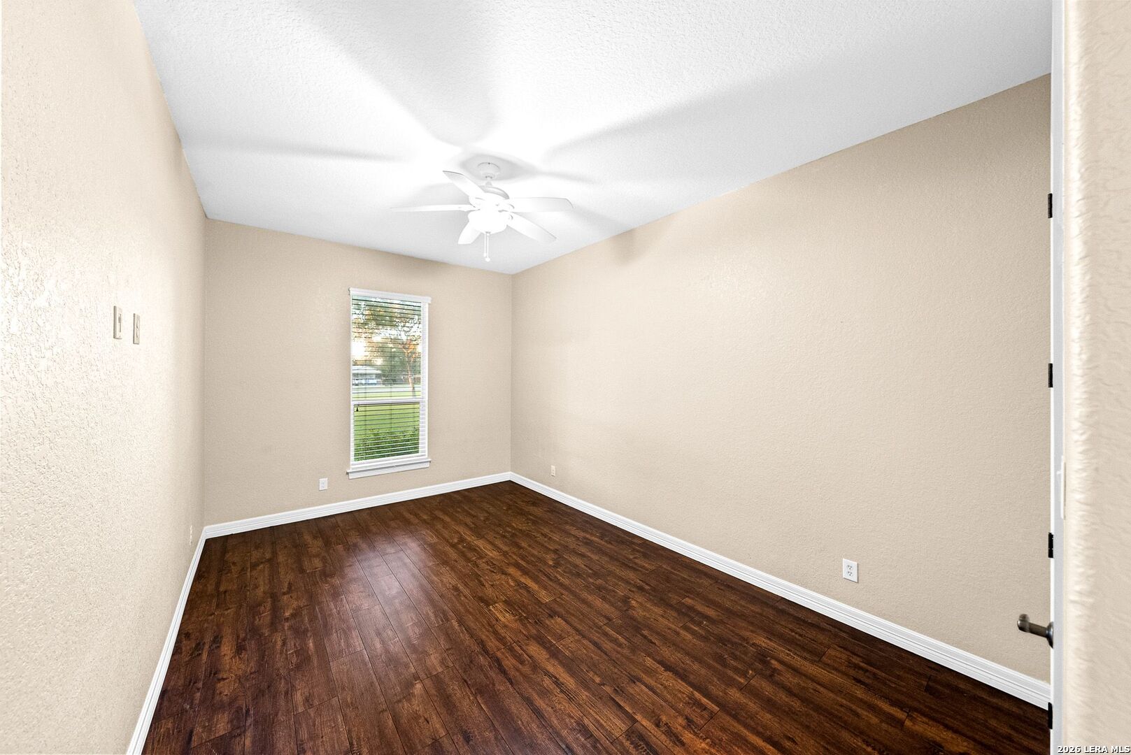 132 Circle Six Dr, La Vernia, TX 78121