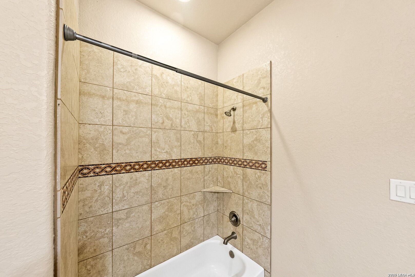 132 Circle Six Dr, La Vernia, TX 78121