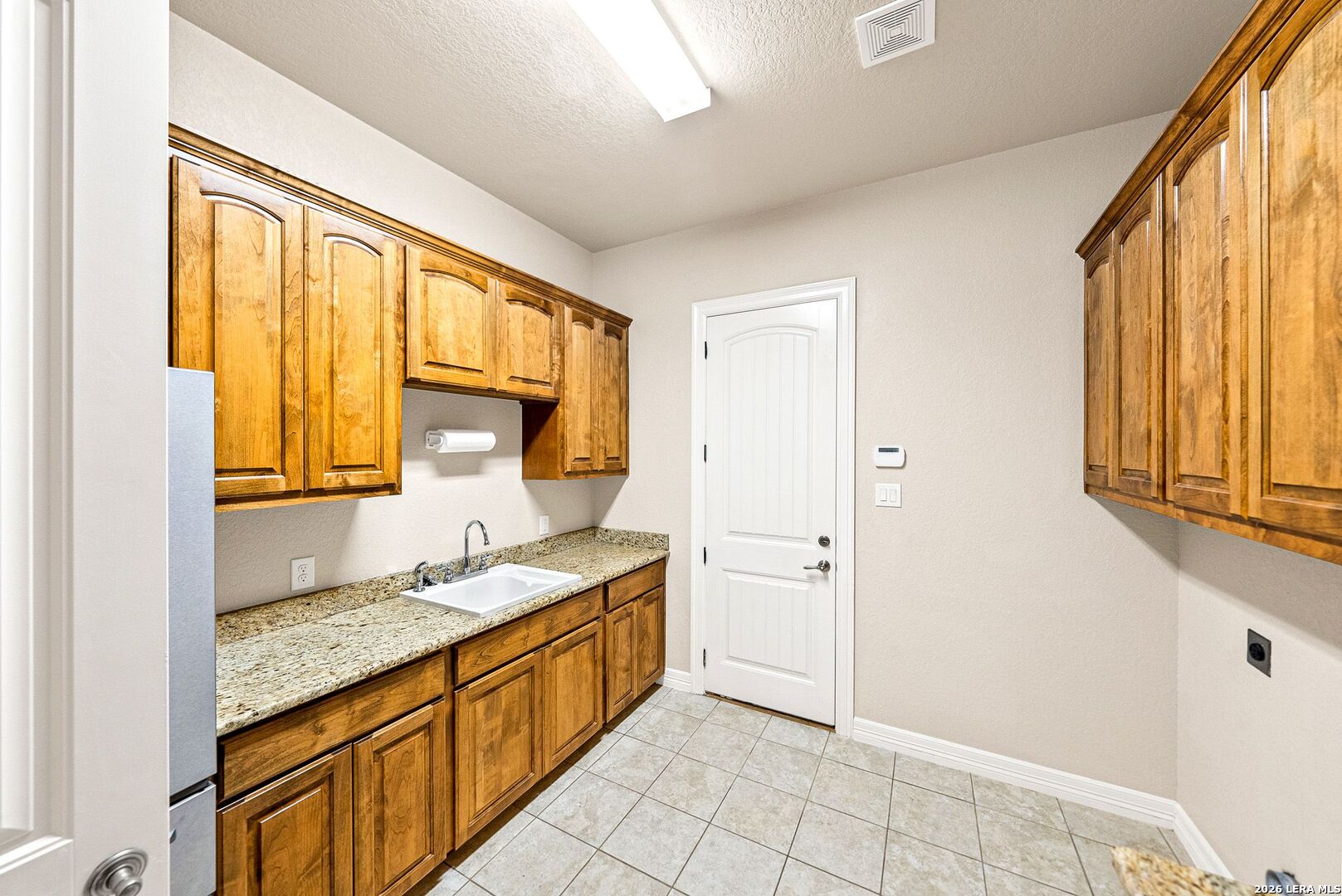 132 Circle Six Dr, La Vernia, TX 78121