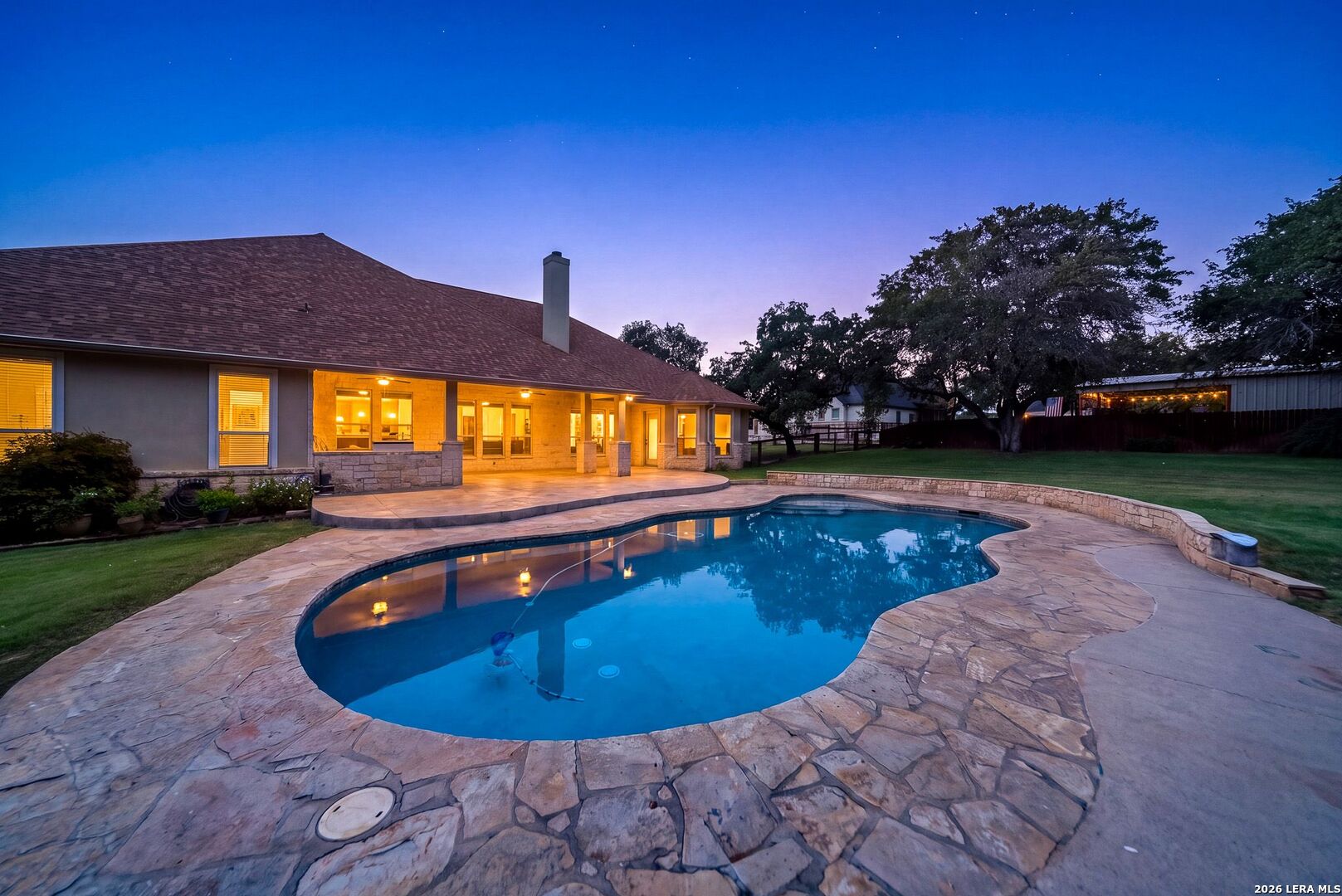 132 Circle Six Dr, La Vernia, TX 78121