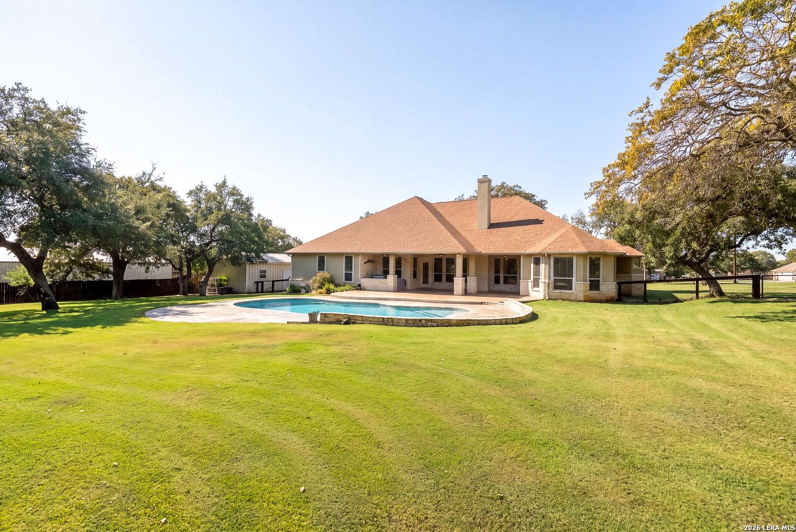 132 Circle Six Dr, La Vernia, TX 78121