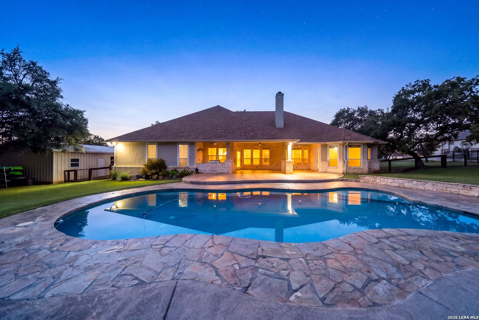 132 Circle Six Dr, La Vernia, TX 78121