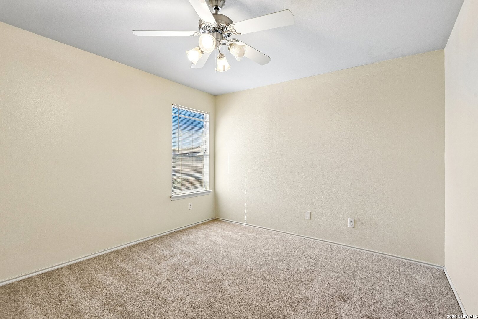 213 HEREFORD ST, Cibolo, TX 78108