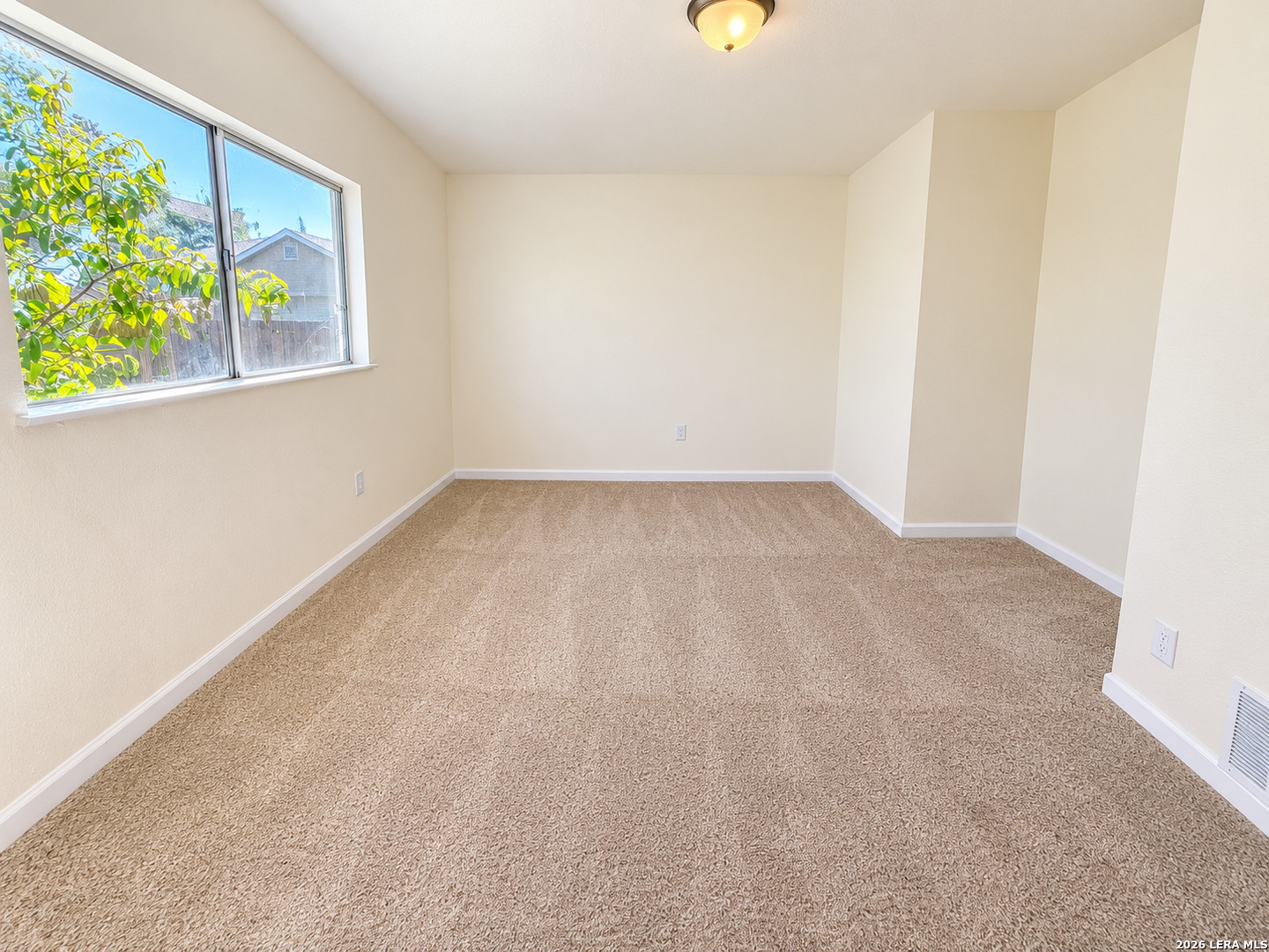 2935 WISHING LAKE DR, San Antonio, TX 78222