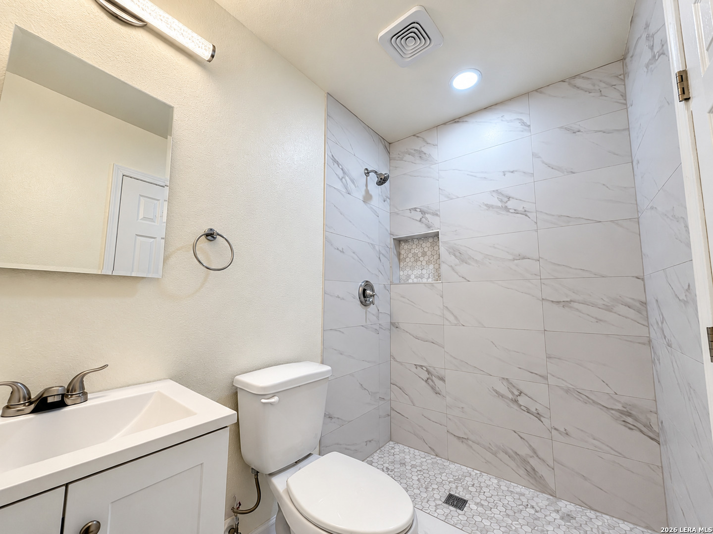 2935 WISHING LAKE DR, San Antonio, TX 78222