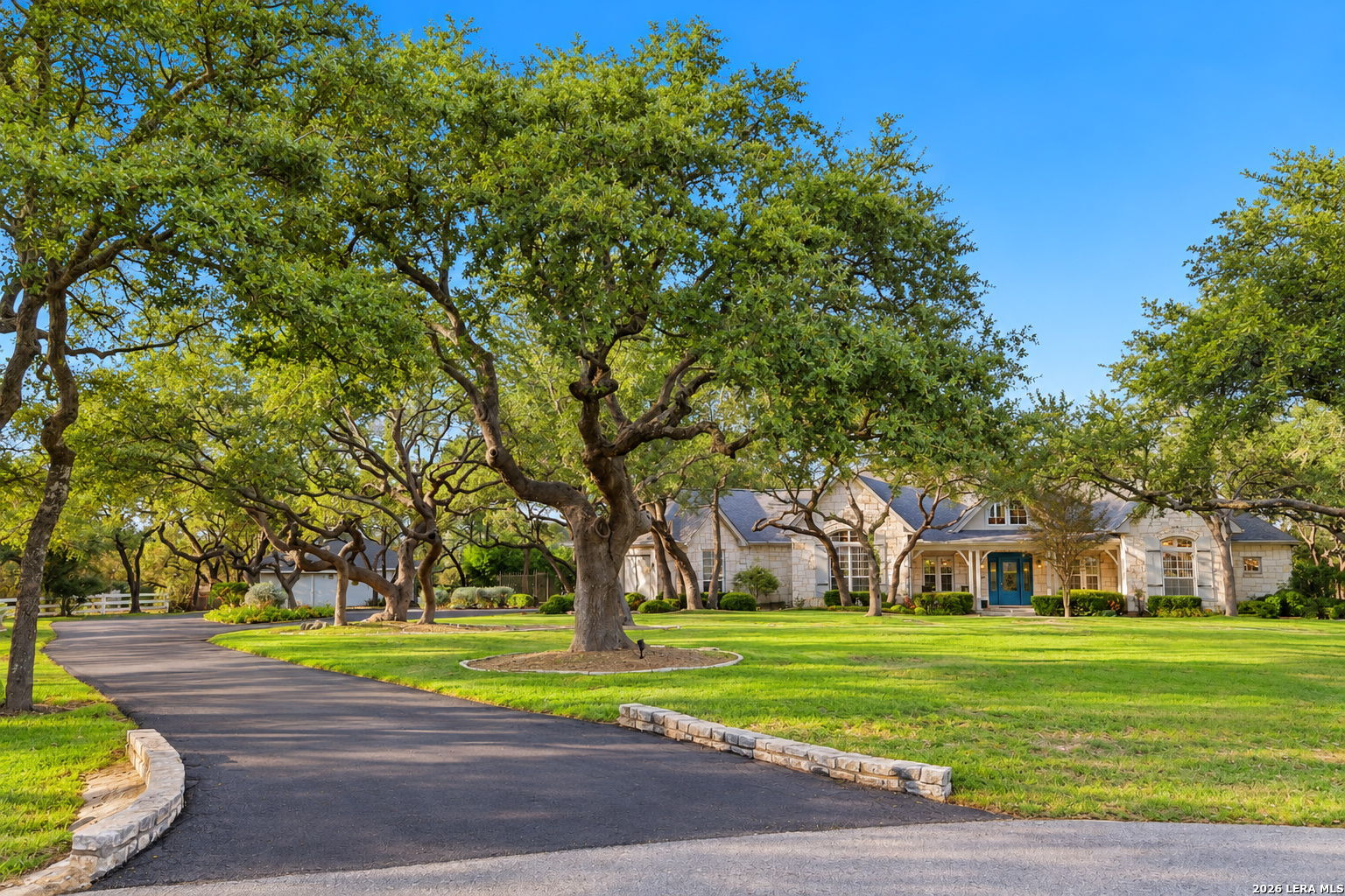 319 Hyacinth, San Antonio, TX 78260