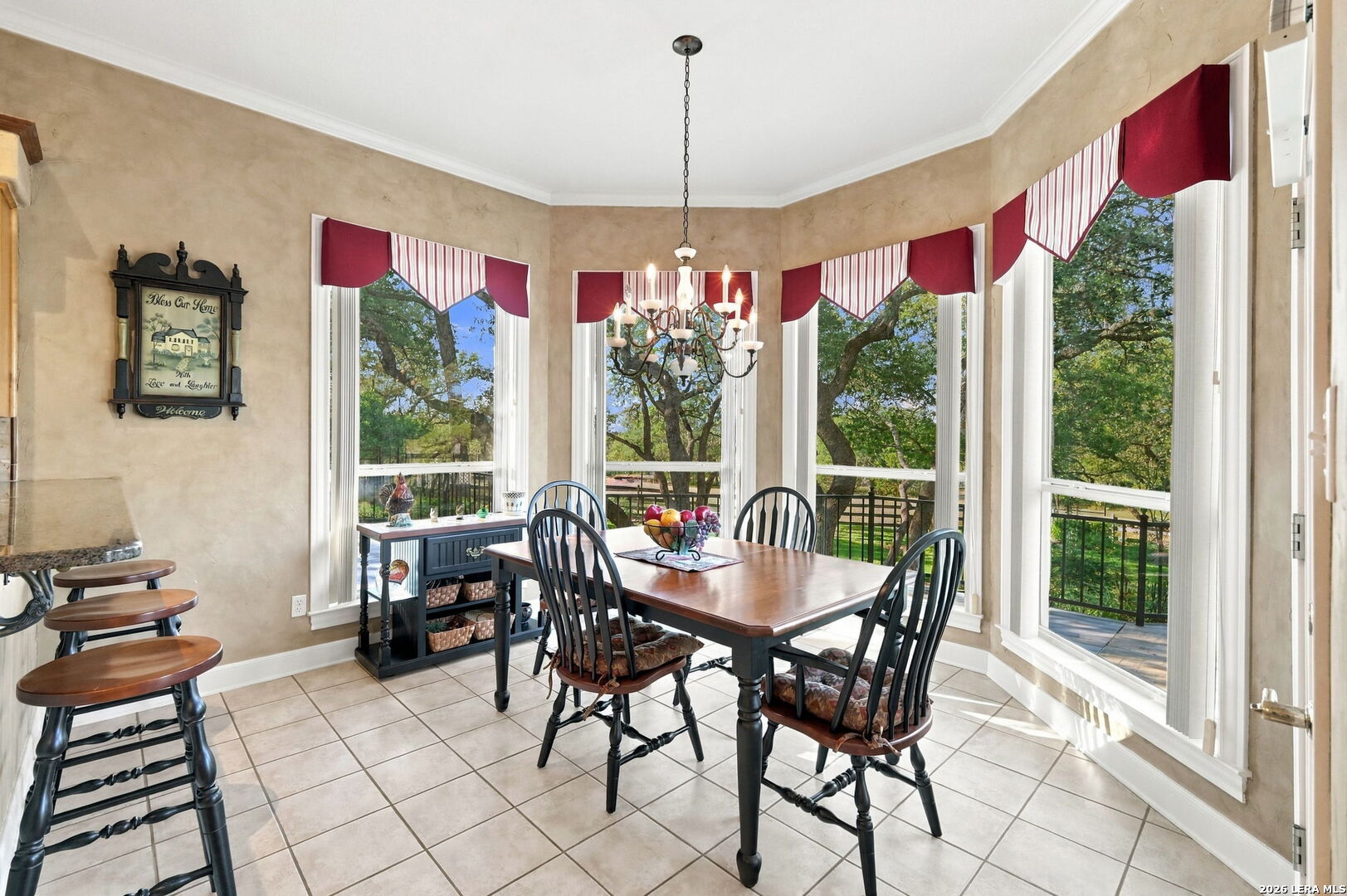 319 Hyacinth, San Antonio, TX 78260