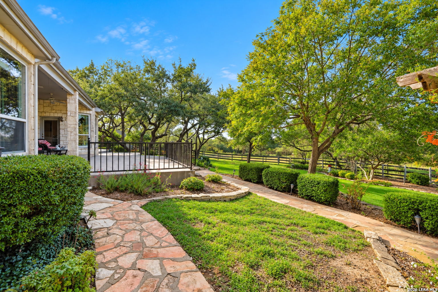 319 Hyacinth, San Antonio, TX 78260