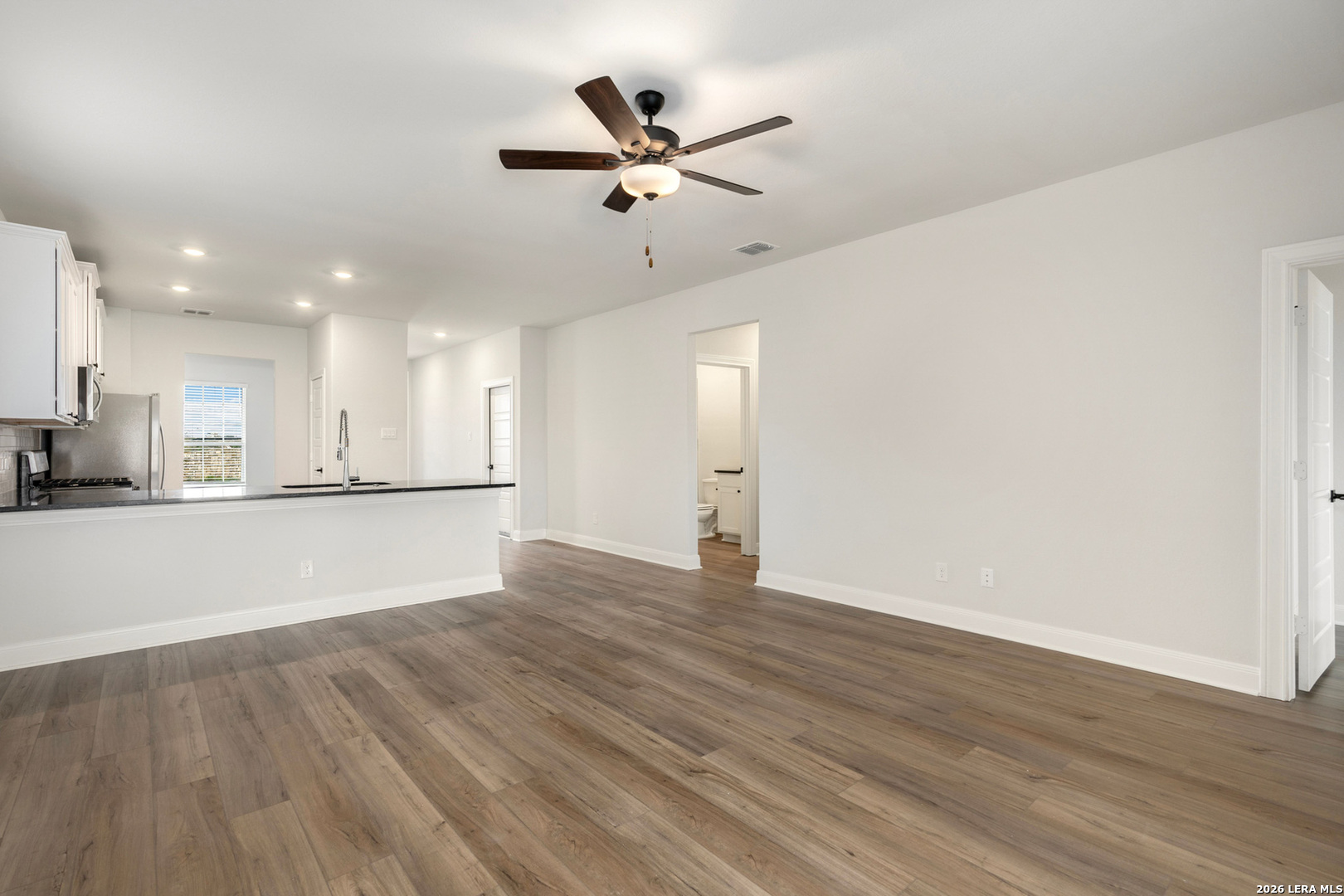 6311 Monk Landing, Converse, TX 78109