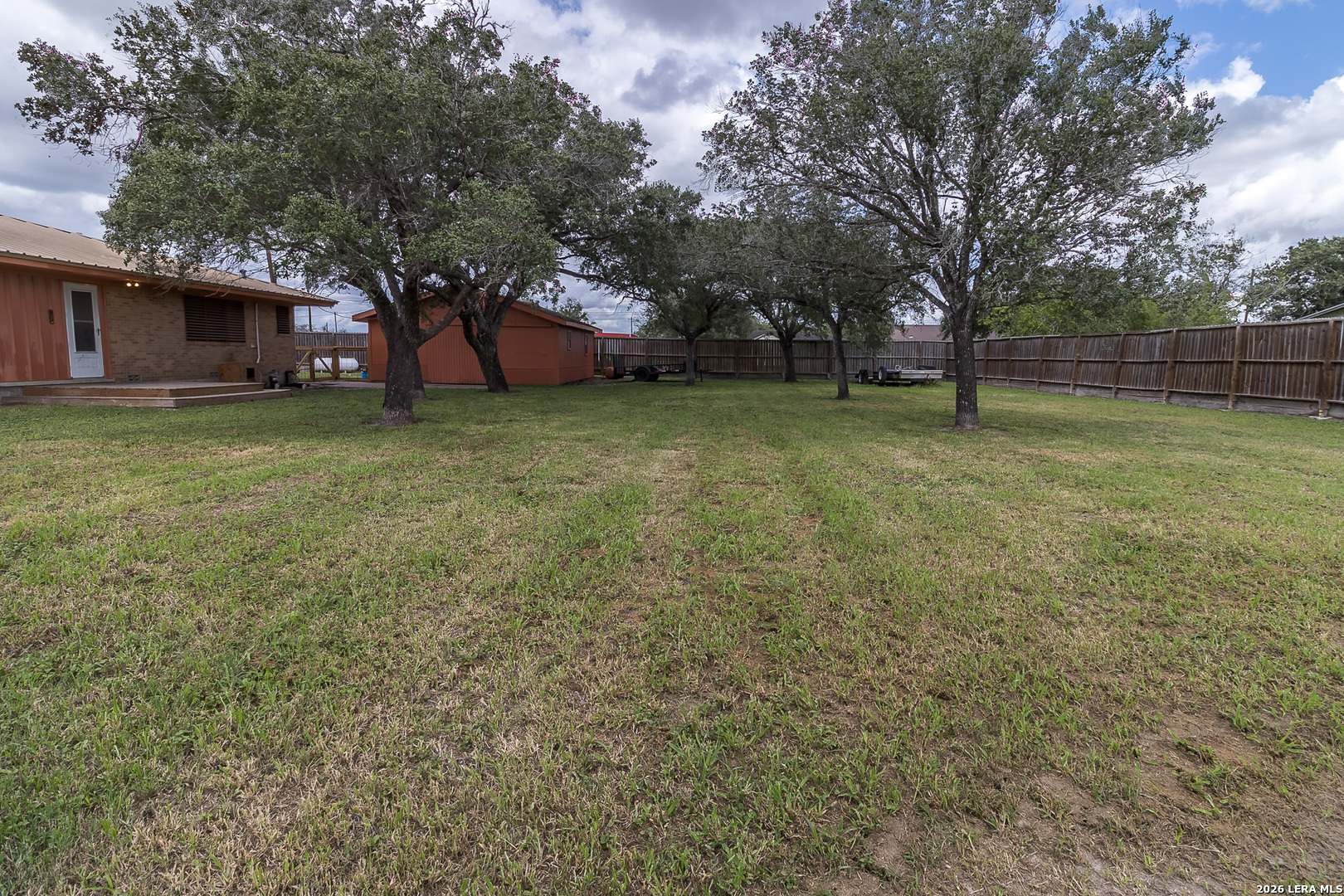 359 1st St, TX 78391