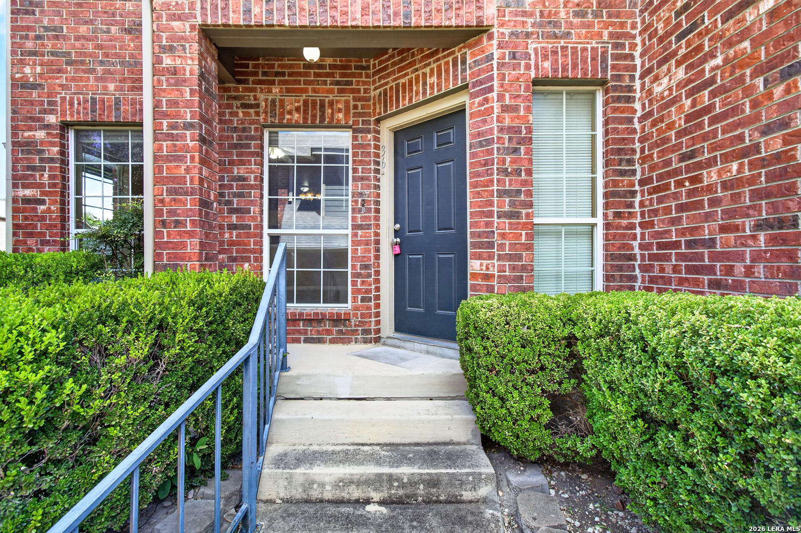 Property photo for 36 Chapel Hill Cir, San Antonio, TX