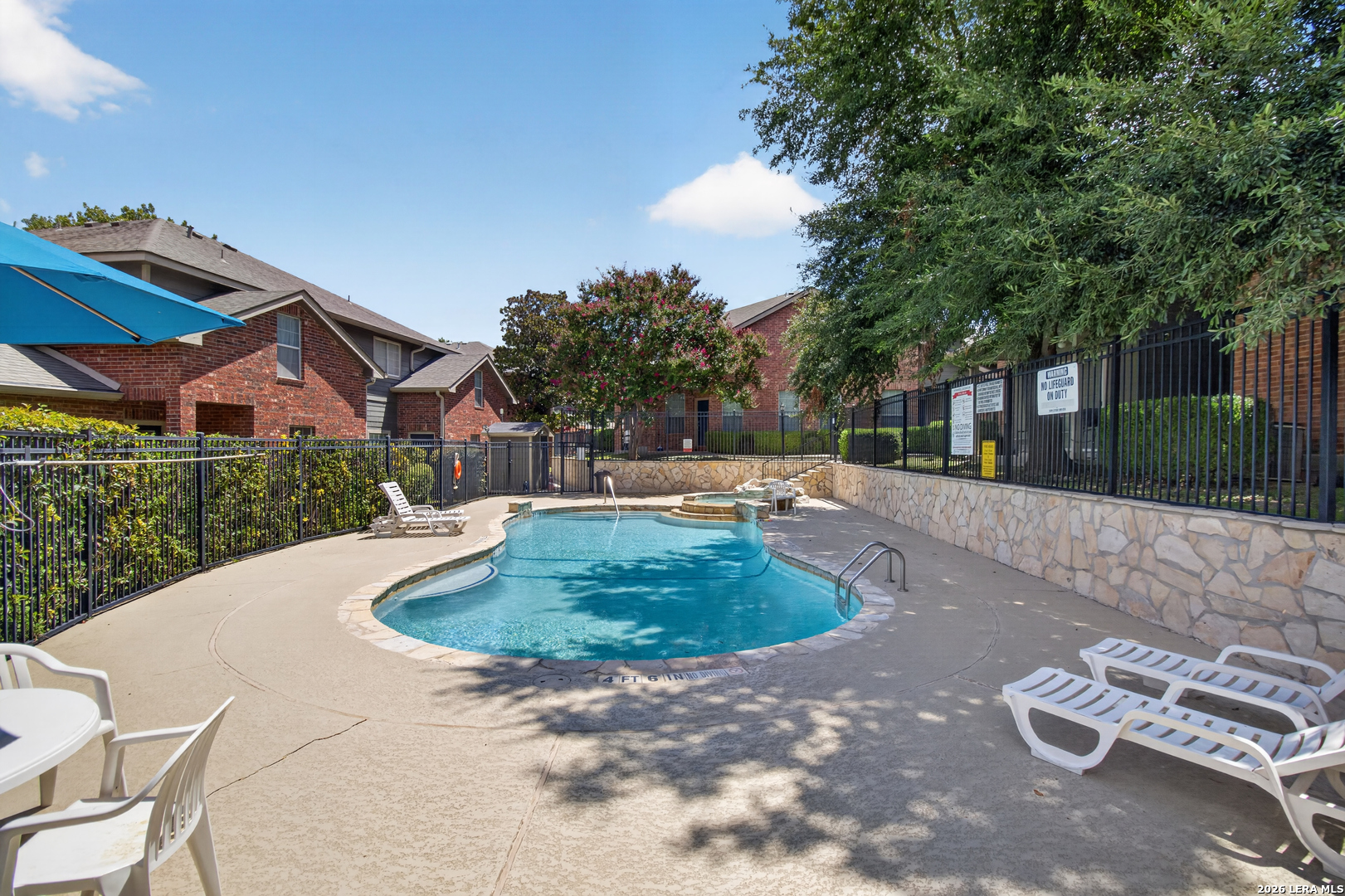 36 Chapel Hill Cir, San Antonio, TX 78240