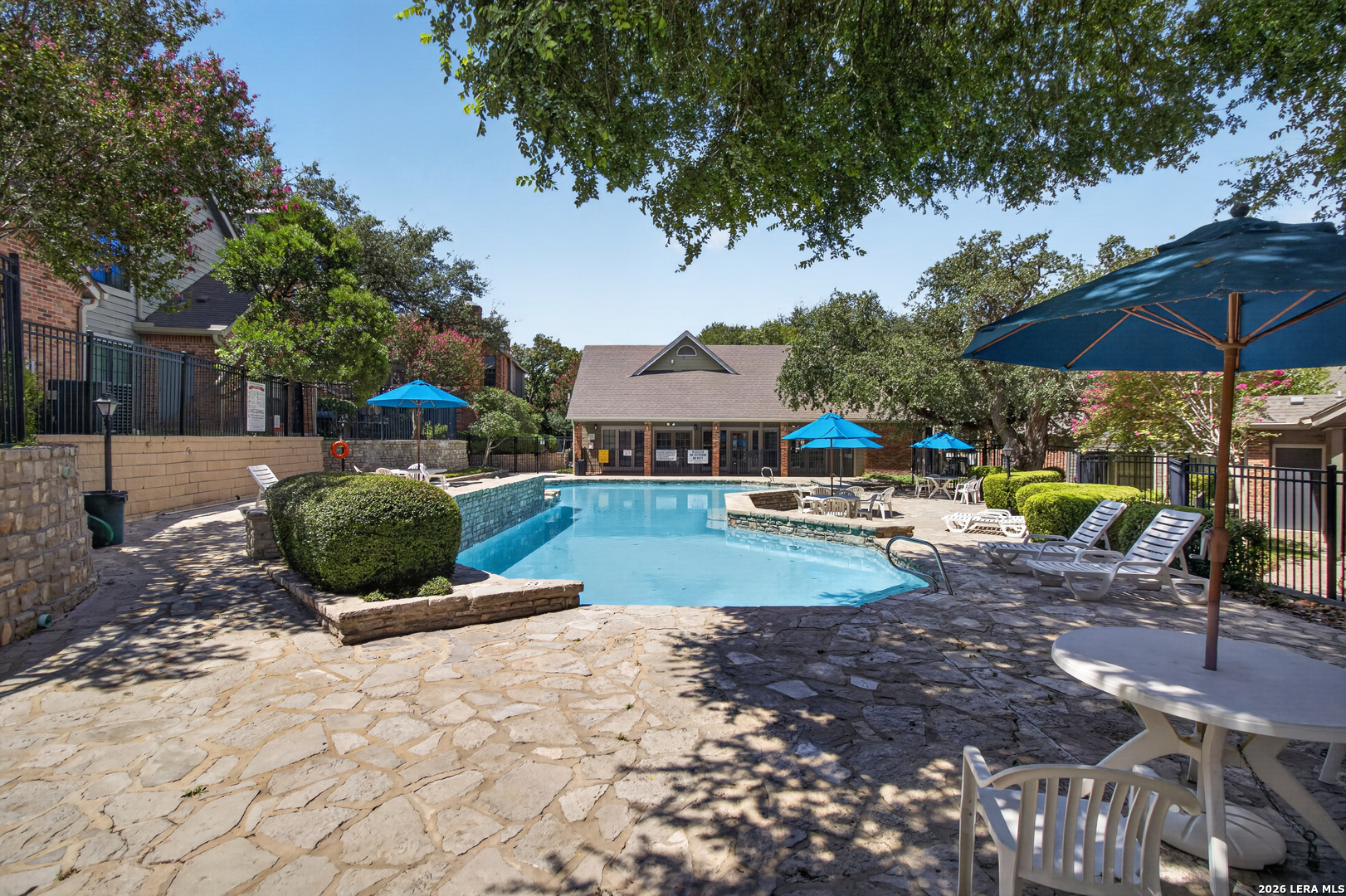 36 Chapel Hill Cir, San Antonio, TX 78240