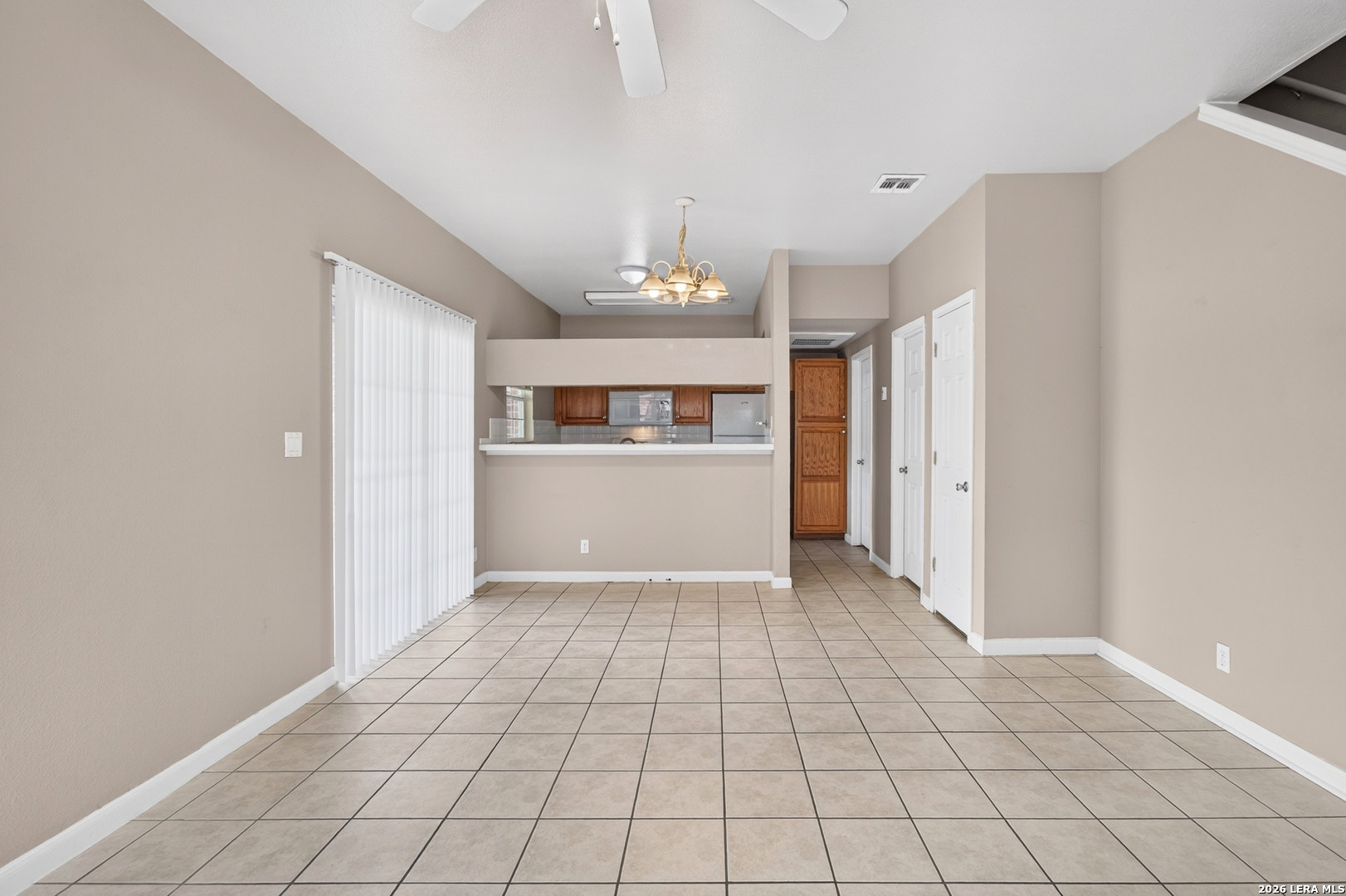 36 Chapel Hill Cir, San Antonio, TX 78240