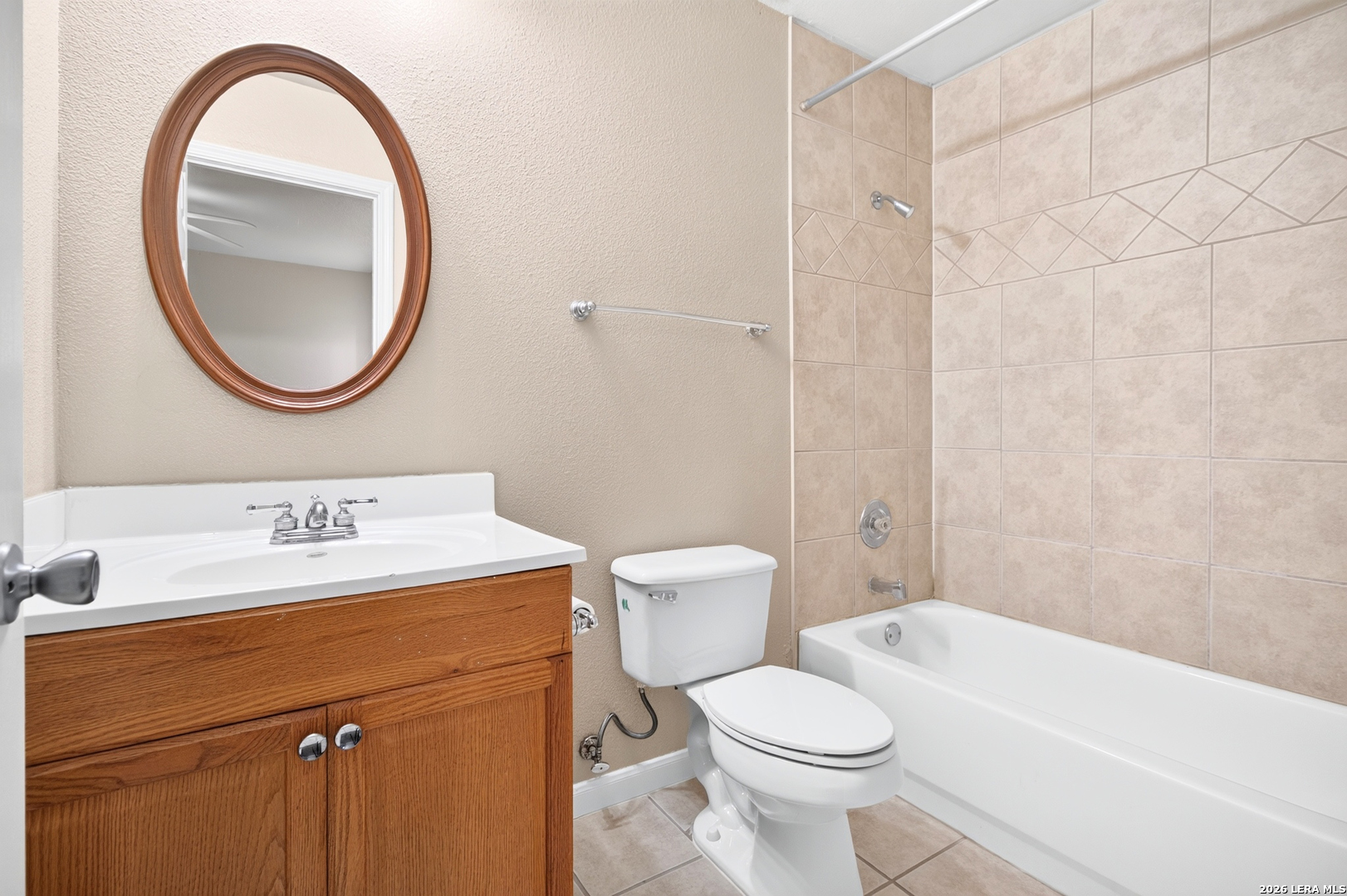 36 Chapel Hill Cir, San Antonio, TX 78240