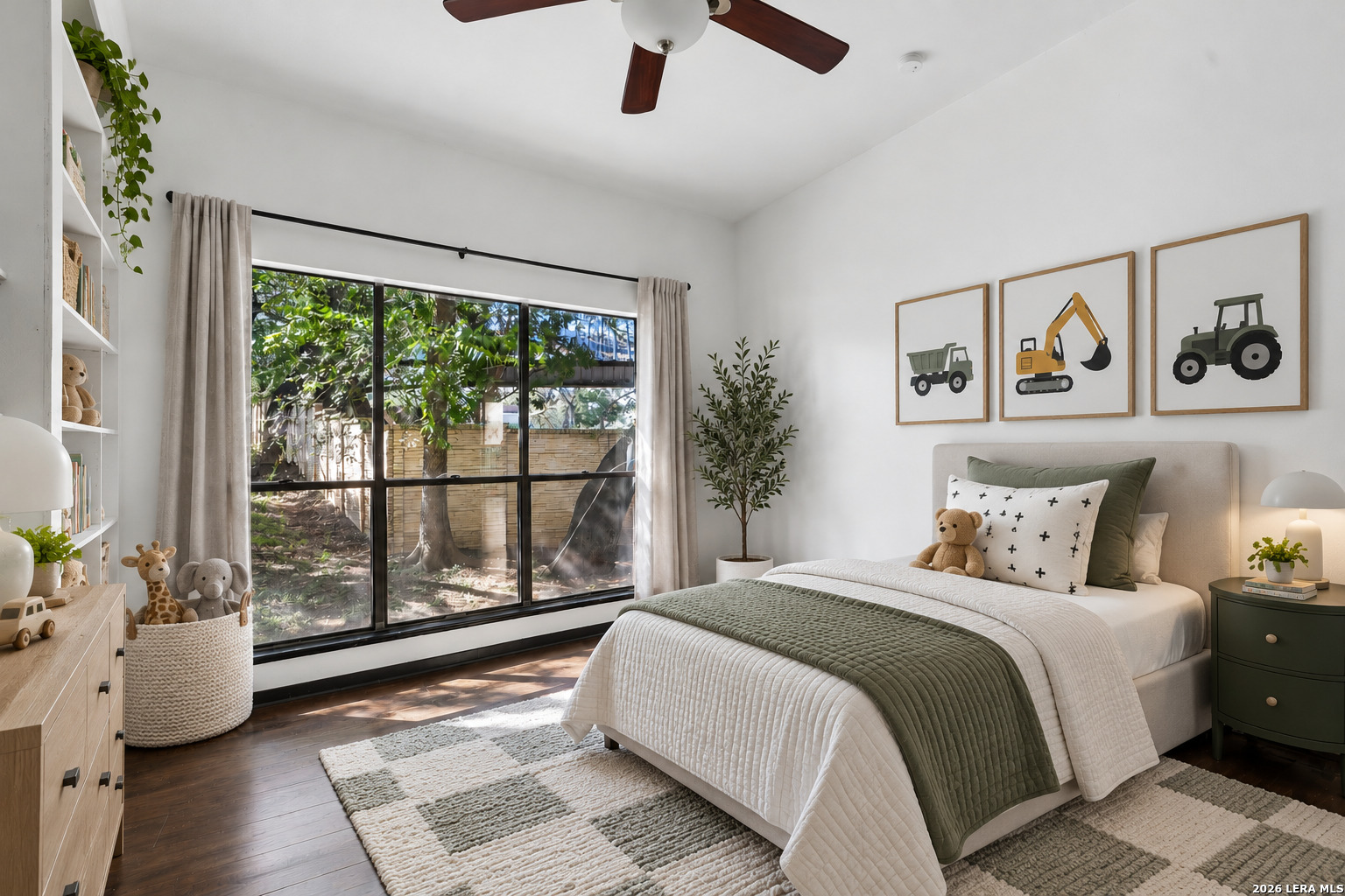8642 FREDERICKSBURG RD, #403, San Antonio, TX 78240