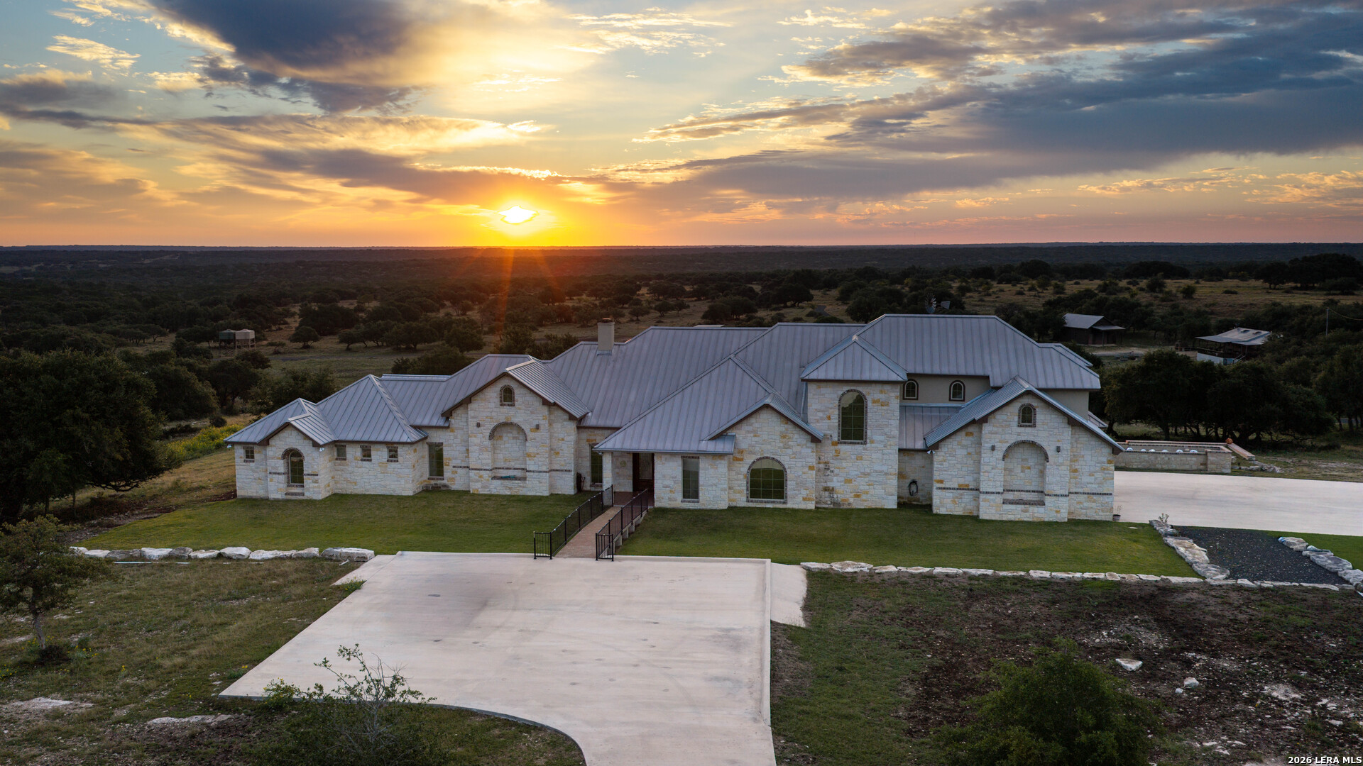 Property photo for 23022 Highway 41, Mountain Home, TX