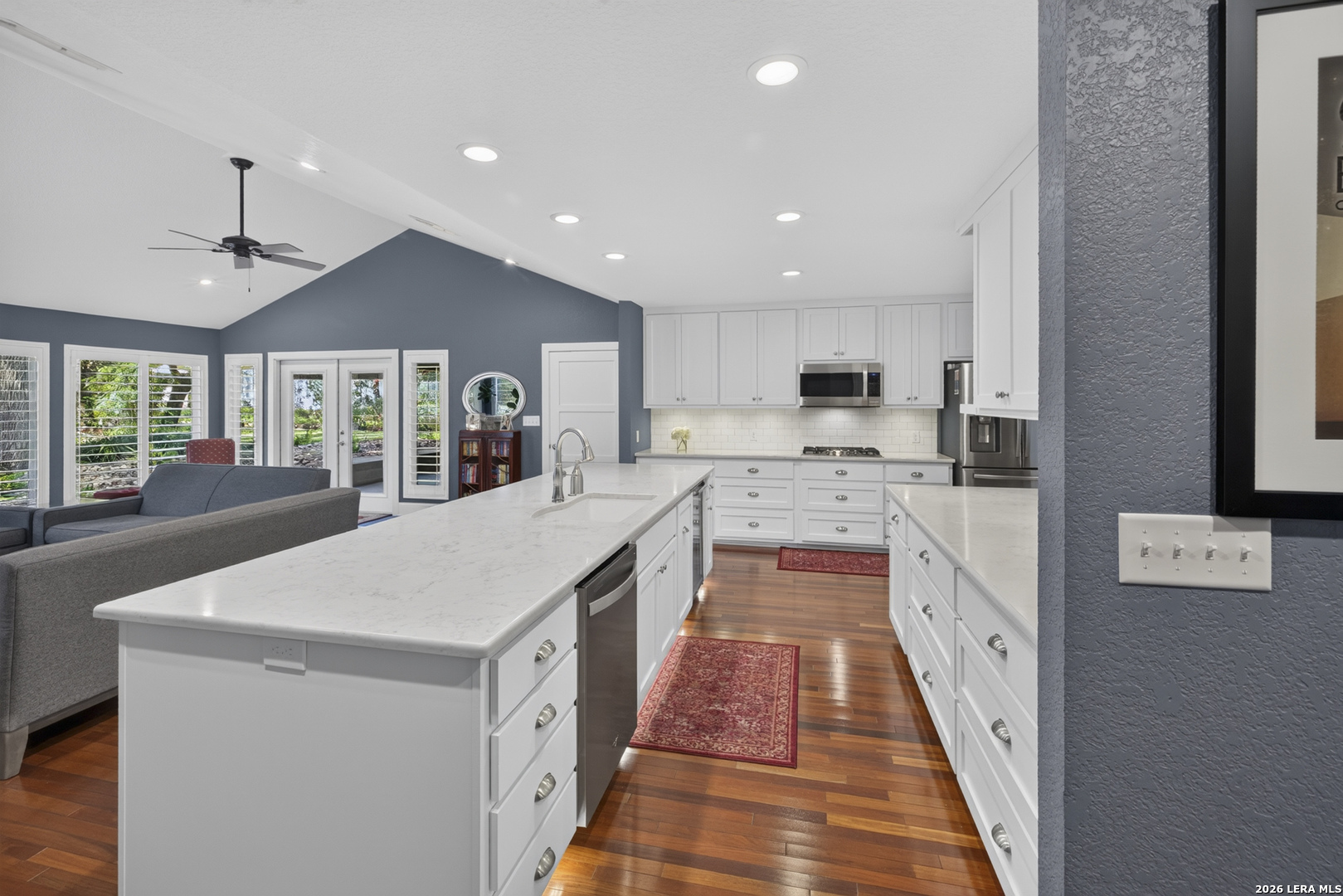 805 Encino Dr, New Braunfels, TX 78130