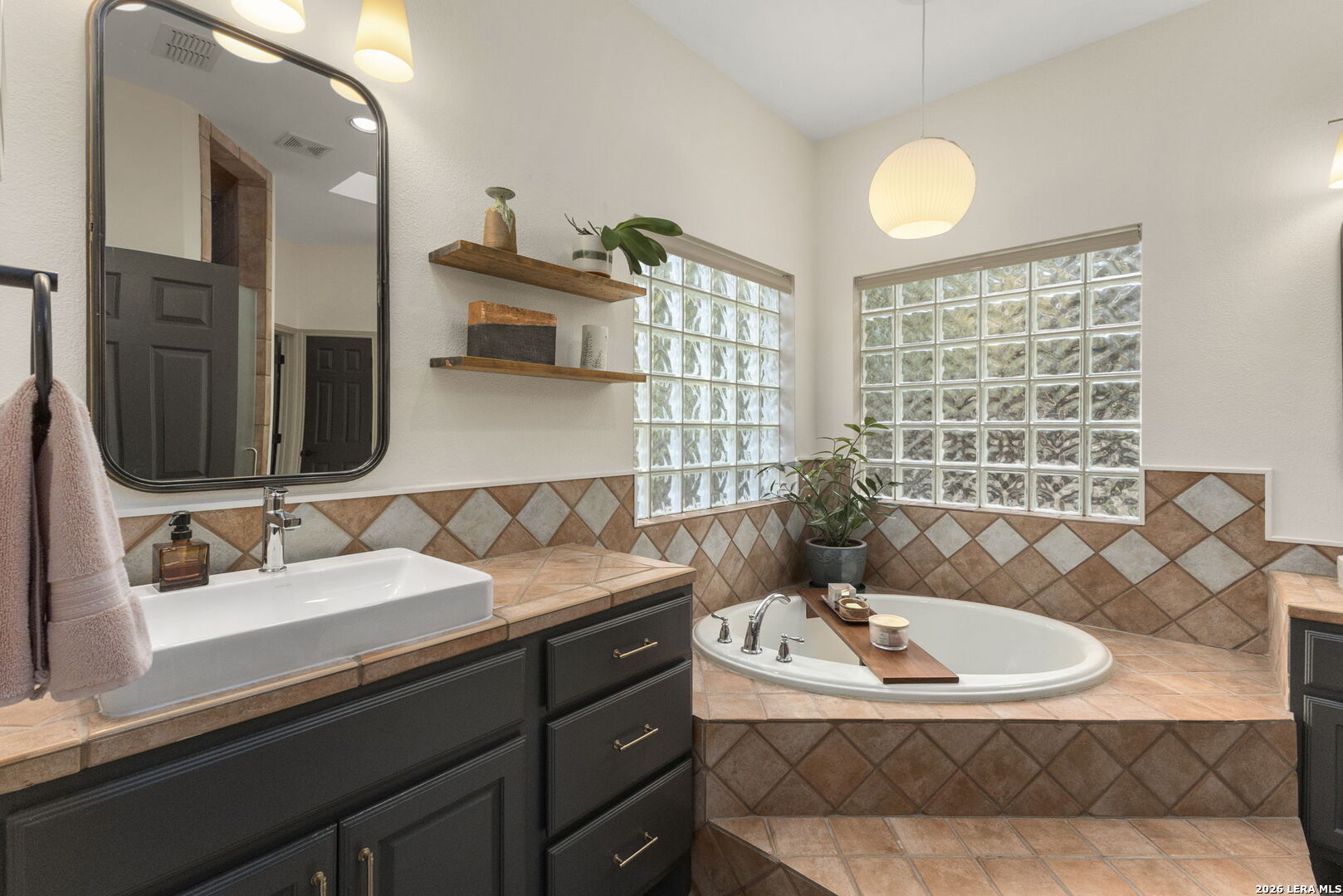 417 Mount Joy Dr., New Braunfels, TX 78130