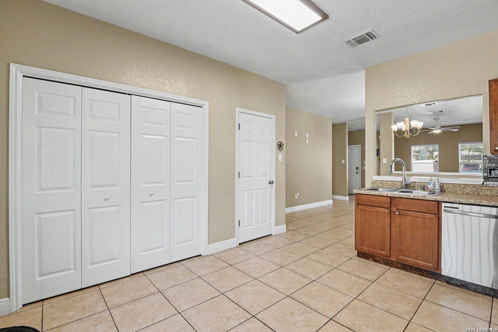 1516 VANDERBILT ST, San Antonio, TX 78210