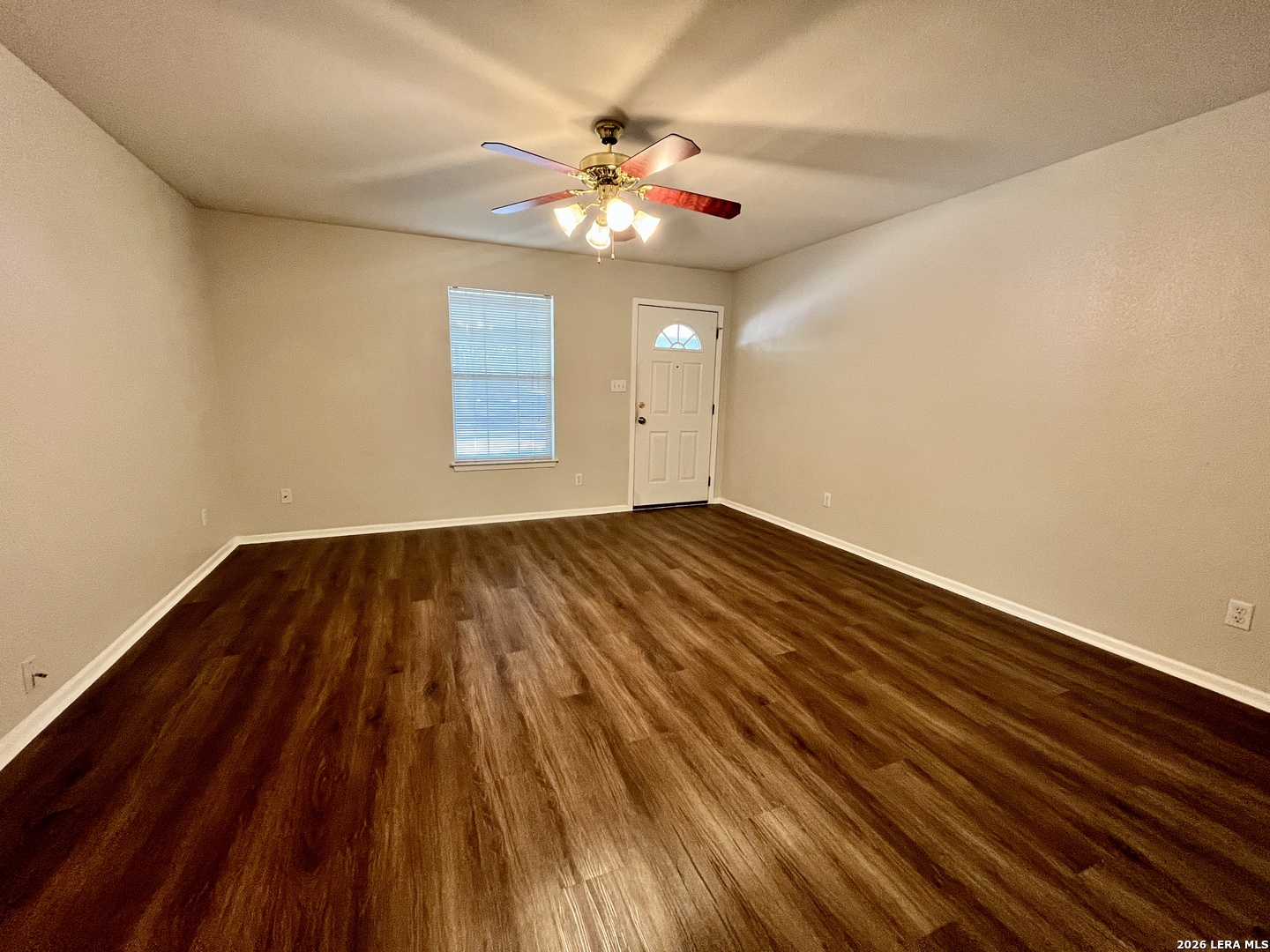 130 S MANSFIELD ST, #B, Pleasanton, TX 78064