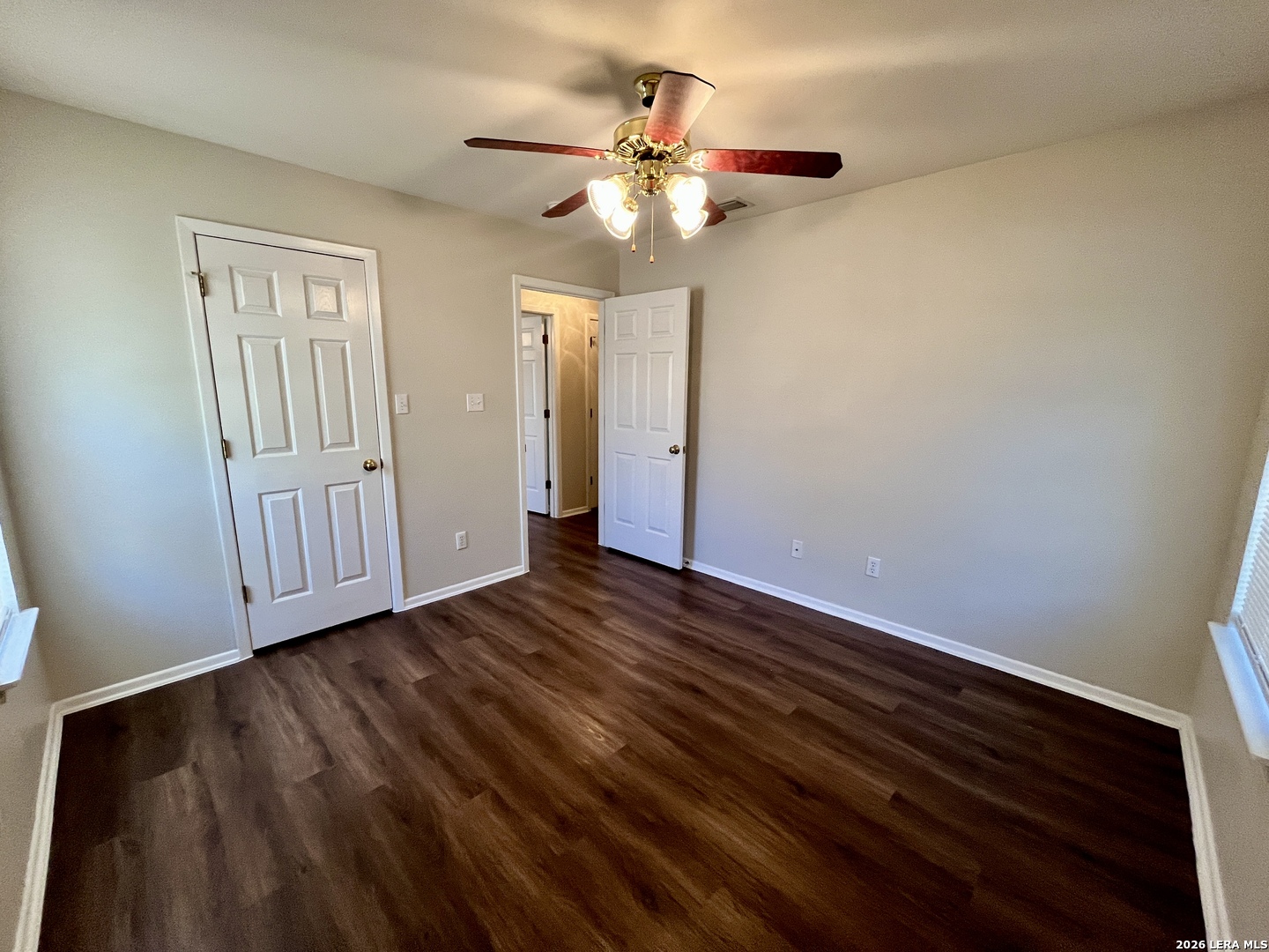130 S MANSFIELD ST, #B, Pleasanton, TX 78064