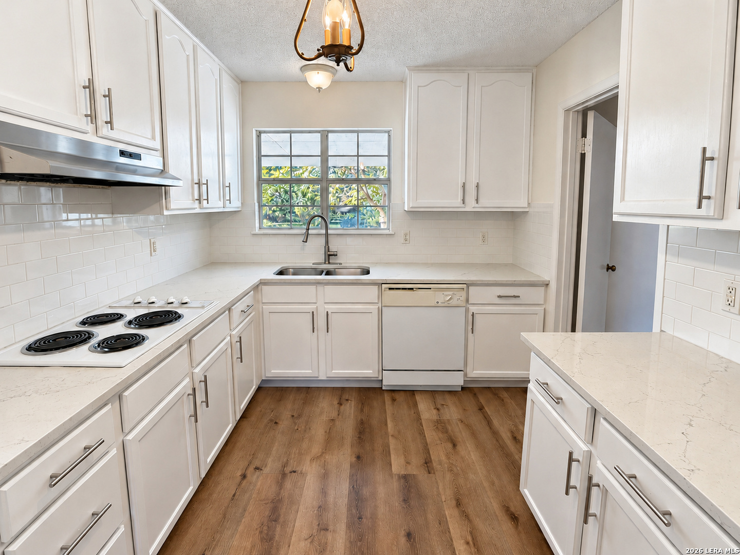 14223 CLEAR CRK, San Antonio, TX 78232