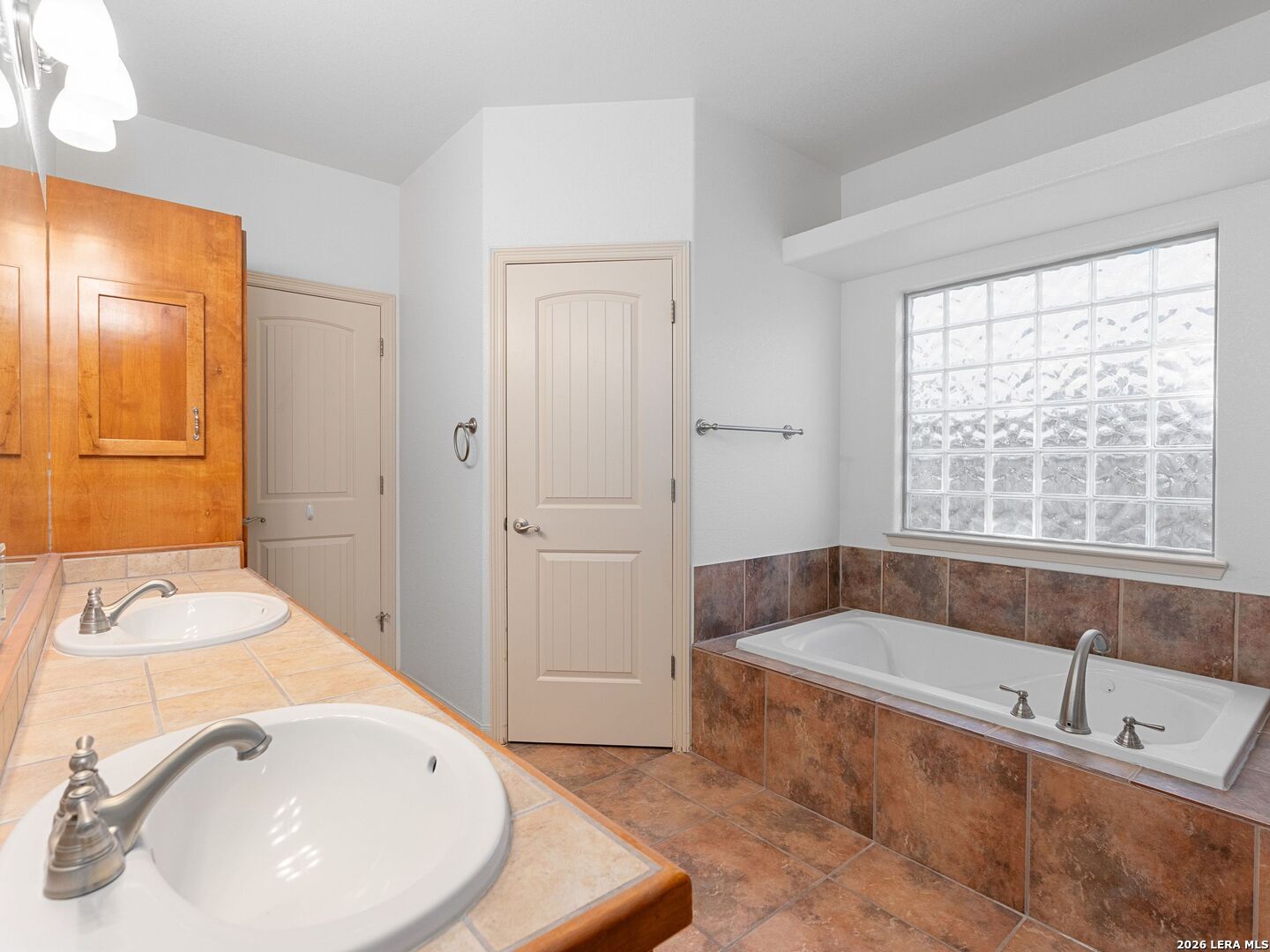 266 English Oaks Cir, Boerne, TX 78006