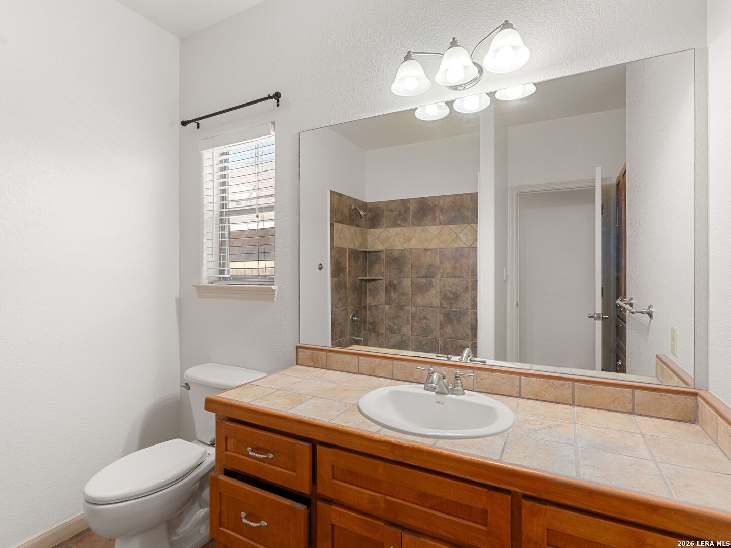 266 English Oaks Cir, Boerne, TX 78006