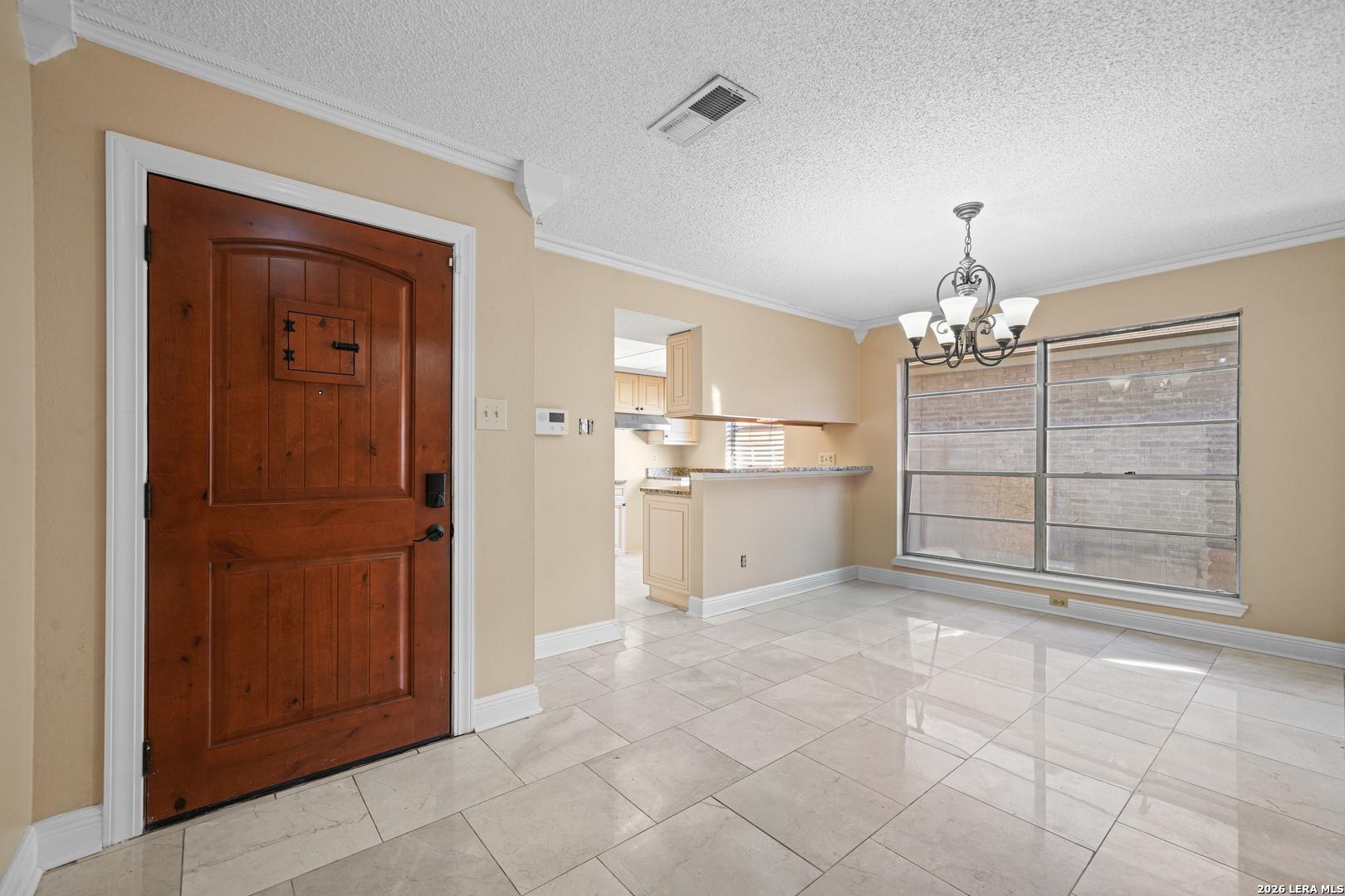 5216 VINECREST CIR, Kirby, TX 78219