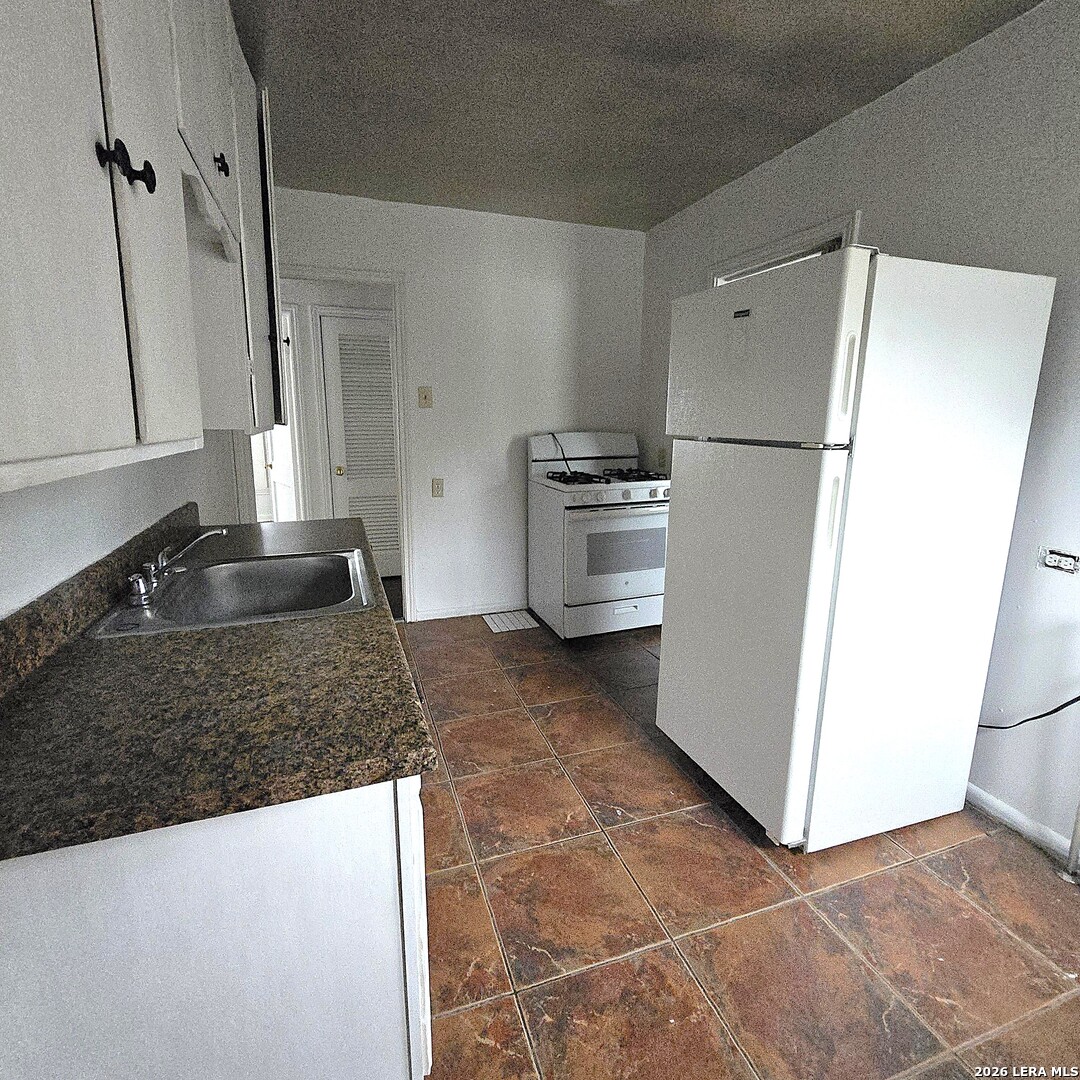 2631 Cincinnati Ave, San Antonio, TX 78228