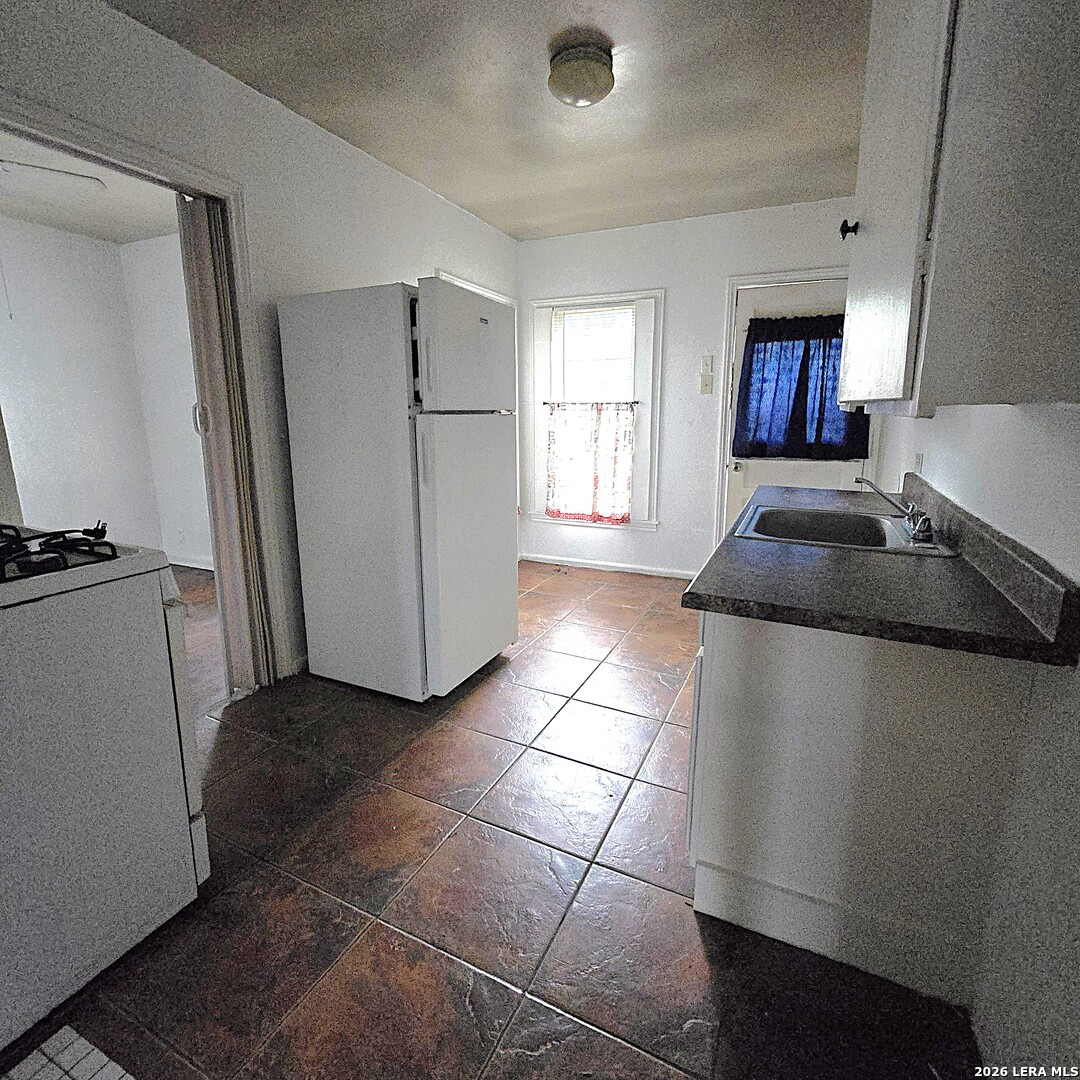 2631 Cincinnati Ave, San Antonio, TX 78228